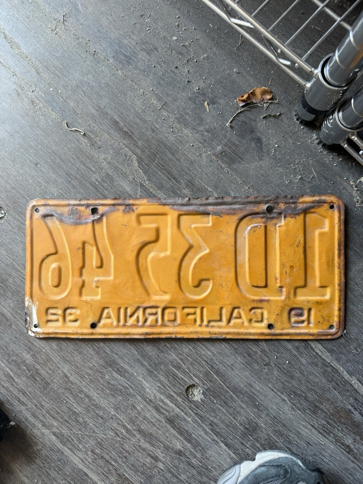 Vintage 1932 California License Plate Original Antique Yellow/Black Patina7