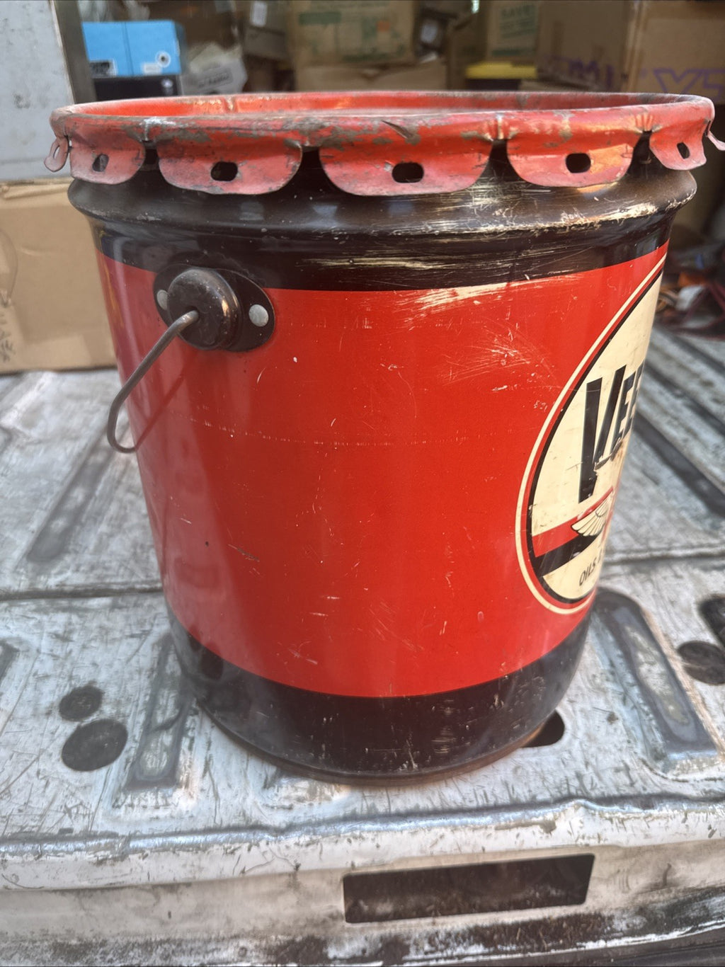 Vintage Veedol Flying A multipurpose Gear  Lubricant Grease Oil Can 35 LBS.5