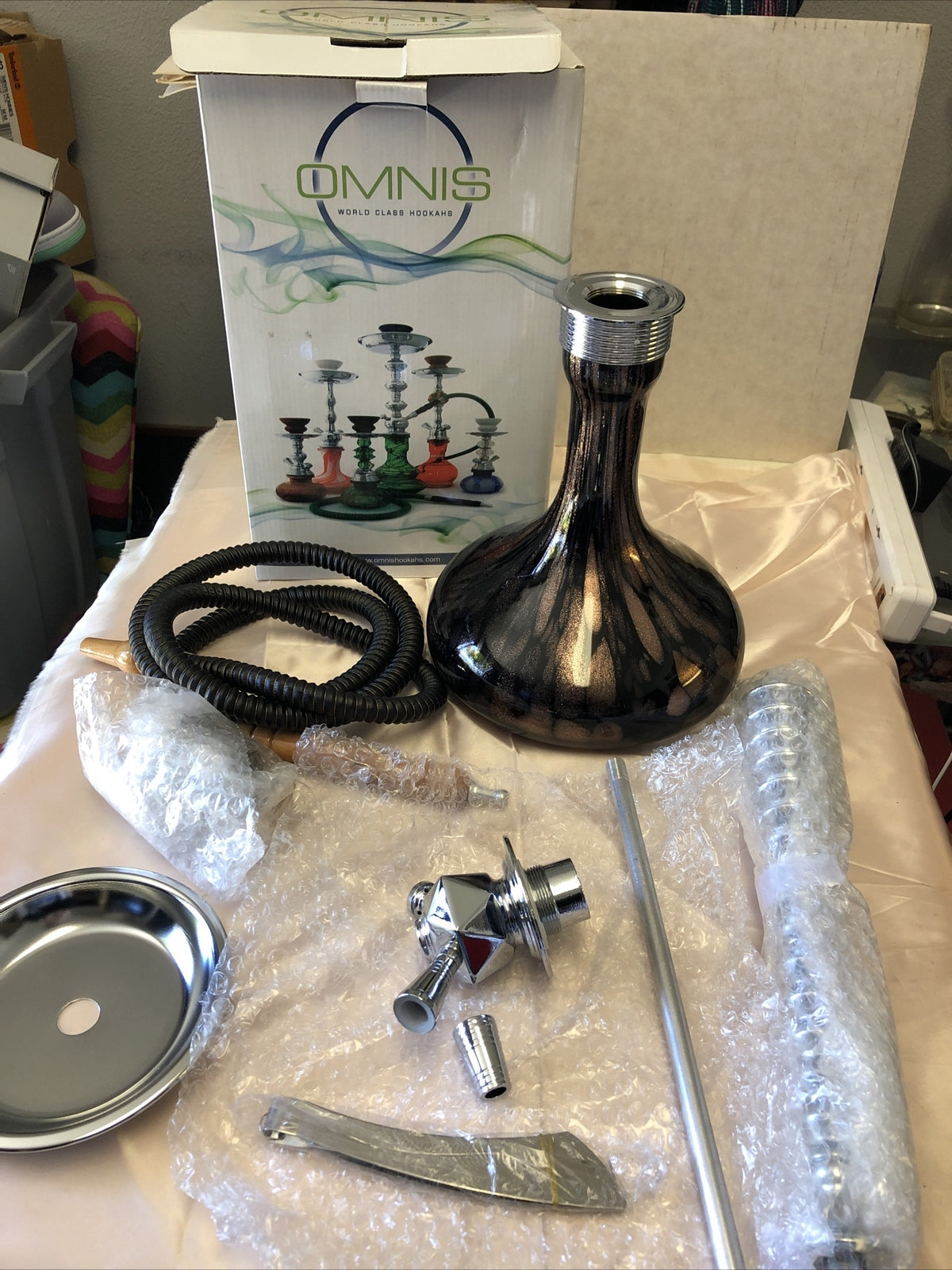 OMNIS World Glass Hookah Brown/Black Hookah W/ All Parts Box Is Damaged0