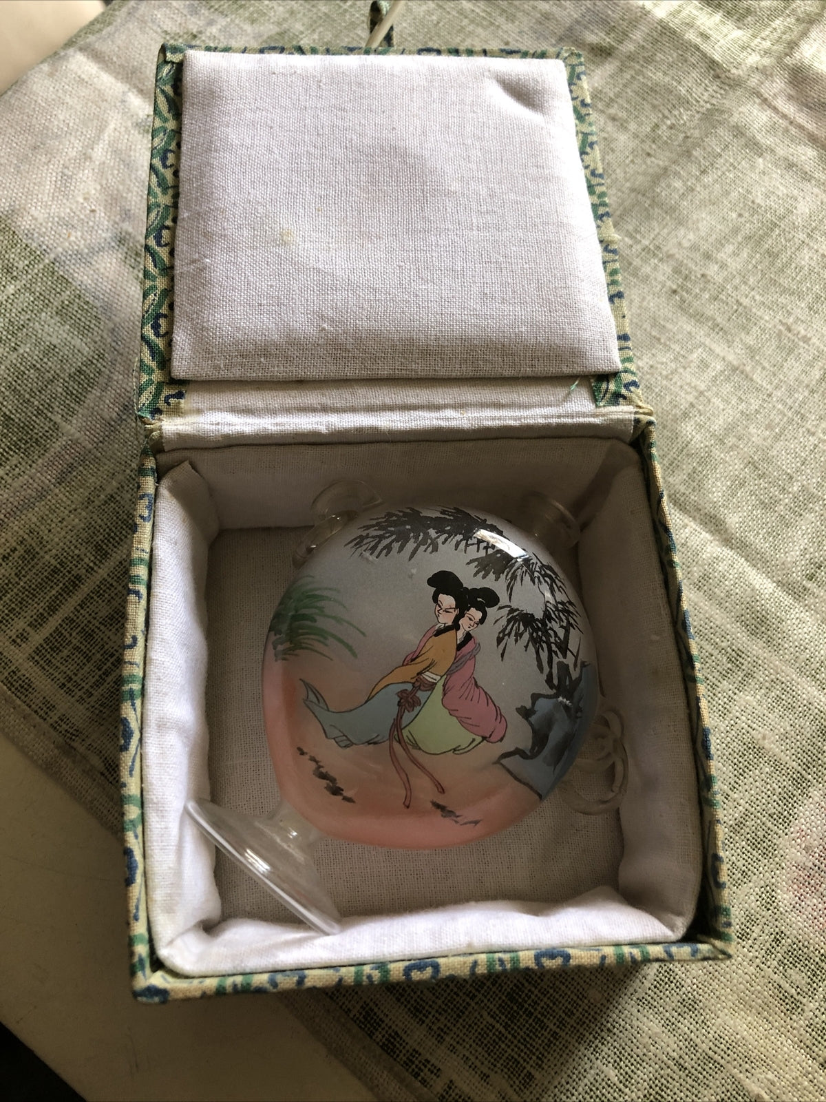 Hand Painted Snuff Bottle Chinese Ink Painting Blown Glass Decorative With Box0