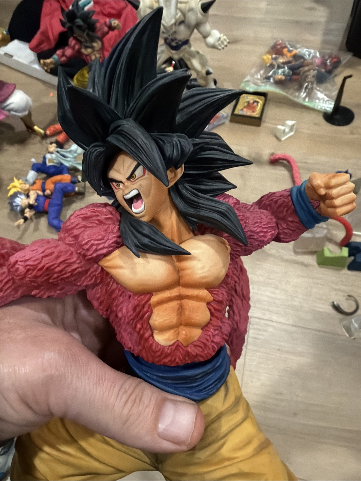 Dragon Ball GT (Super Saiyan 4 Goku), 28 cm Figure0