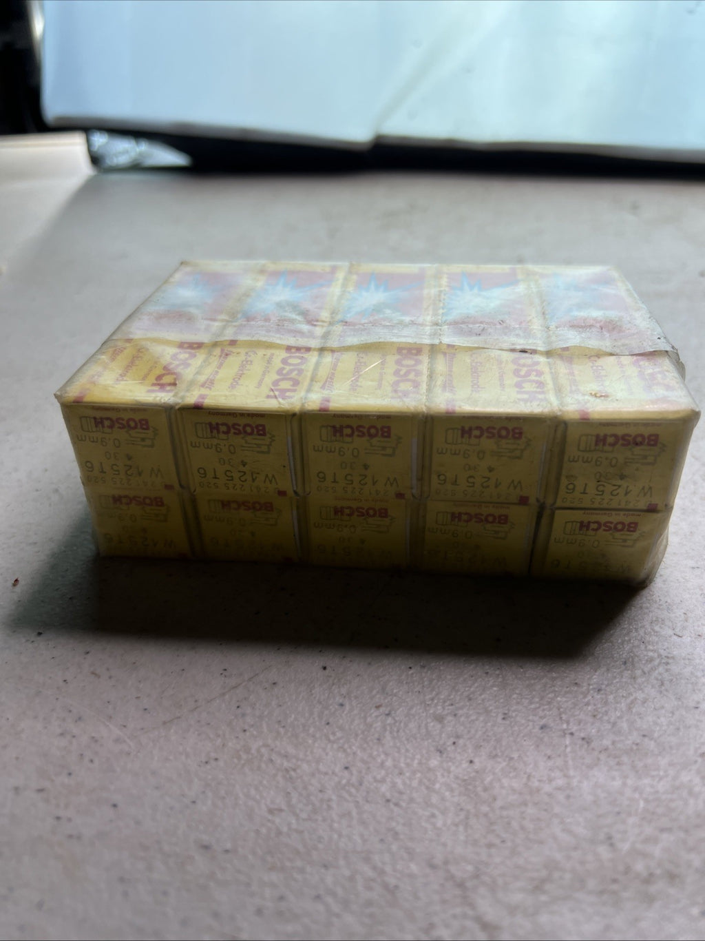 Vintage 10PCS bosch W125T6 0.9mm Germany Made Spark Plugs1