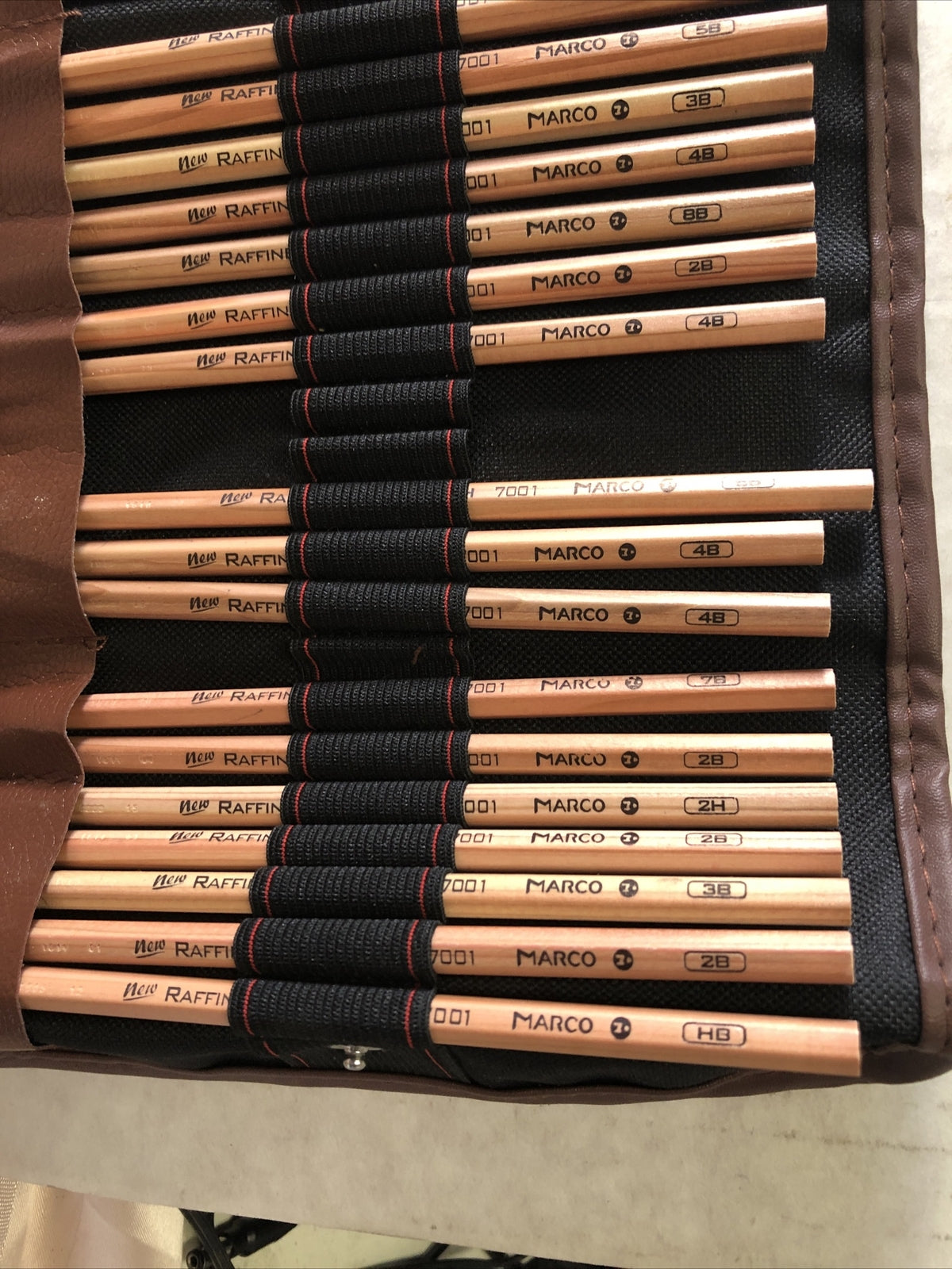 Raffine Marco Art Sketch Pencil Set With Case Not Complete1