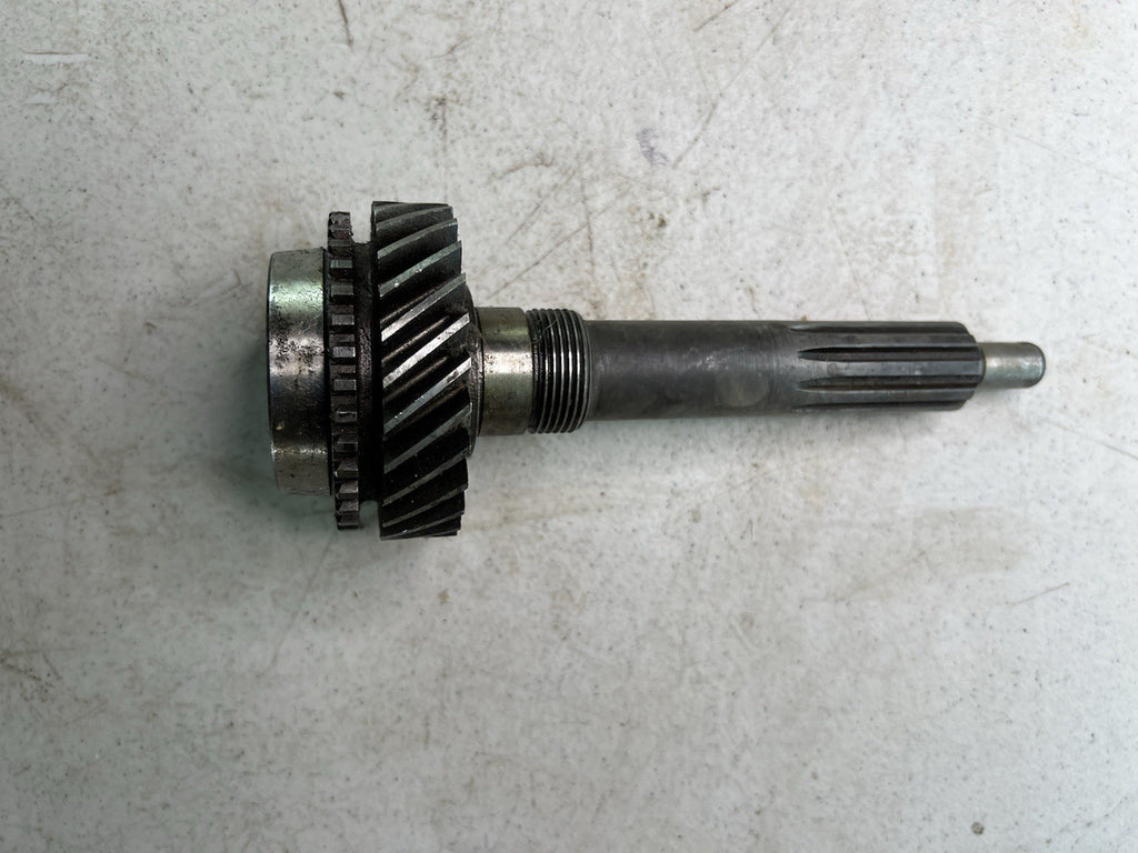 Vintage Transmission Input Shaft Gear – Helical Cut – Spline End – GM0