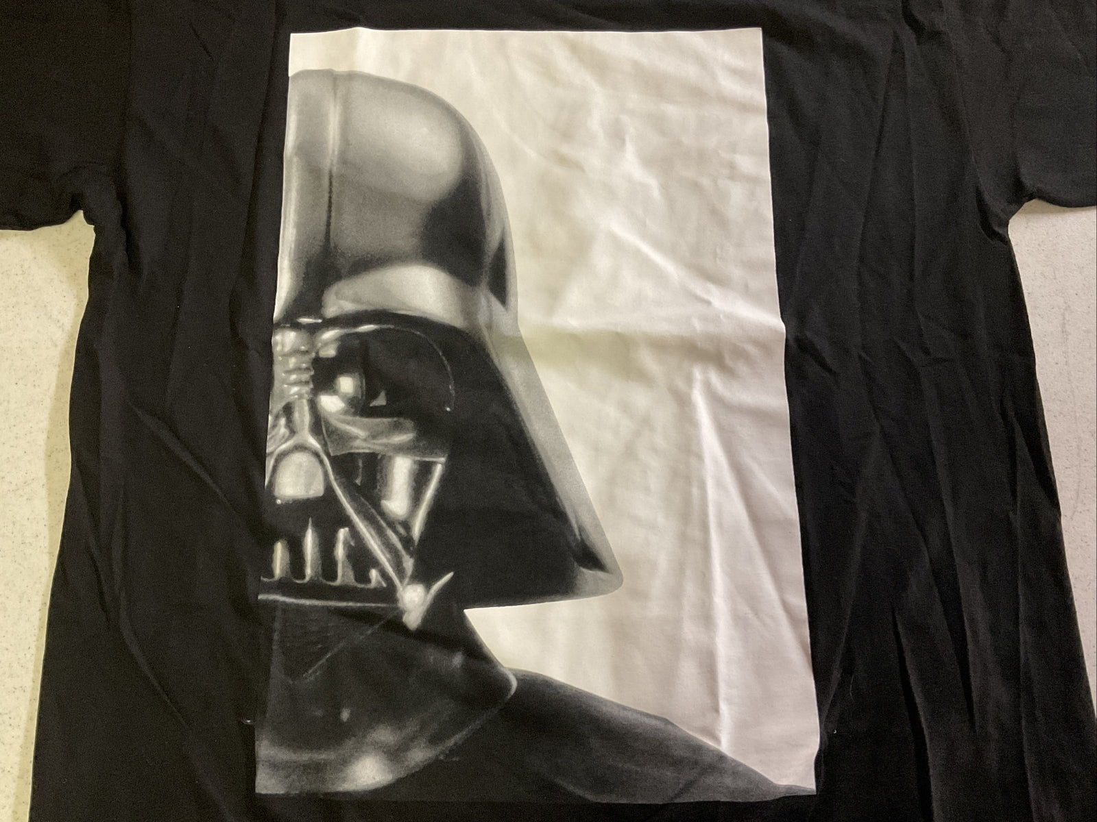 We love Fine Star Wars T-Shirt (Darth Vader) Men’s XL1