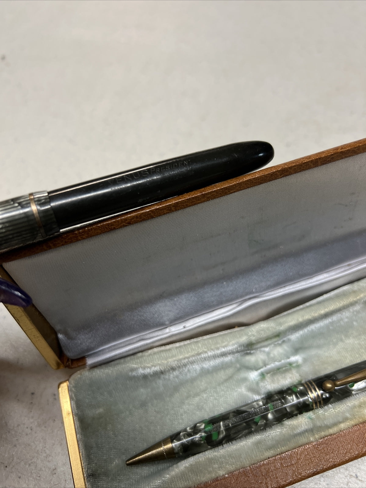 Vintage Venus President / Parkette Fountain Pen And Pencil Set WW2 Era In Case4