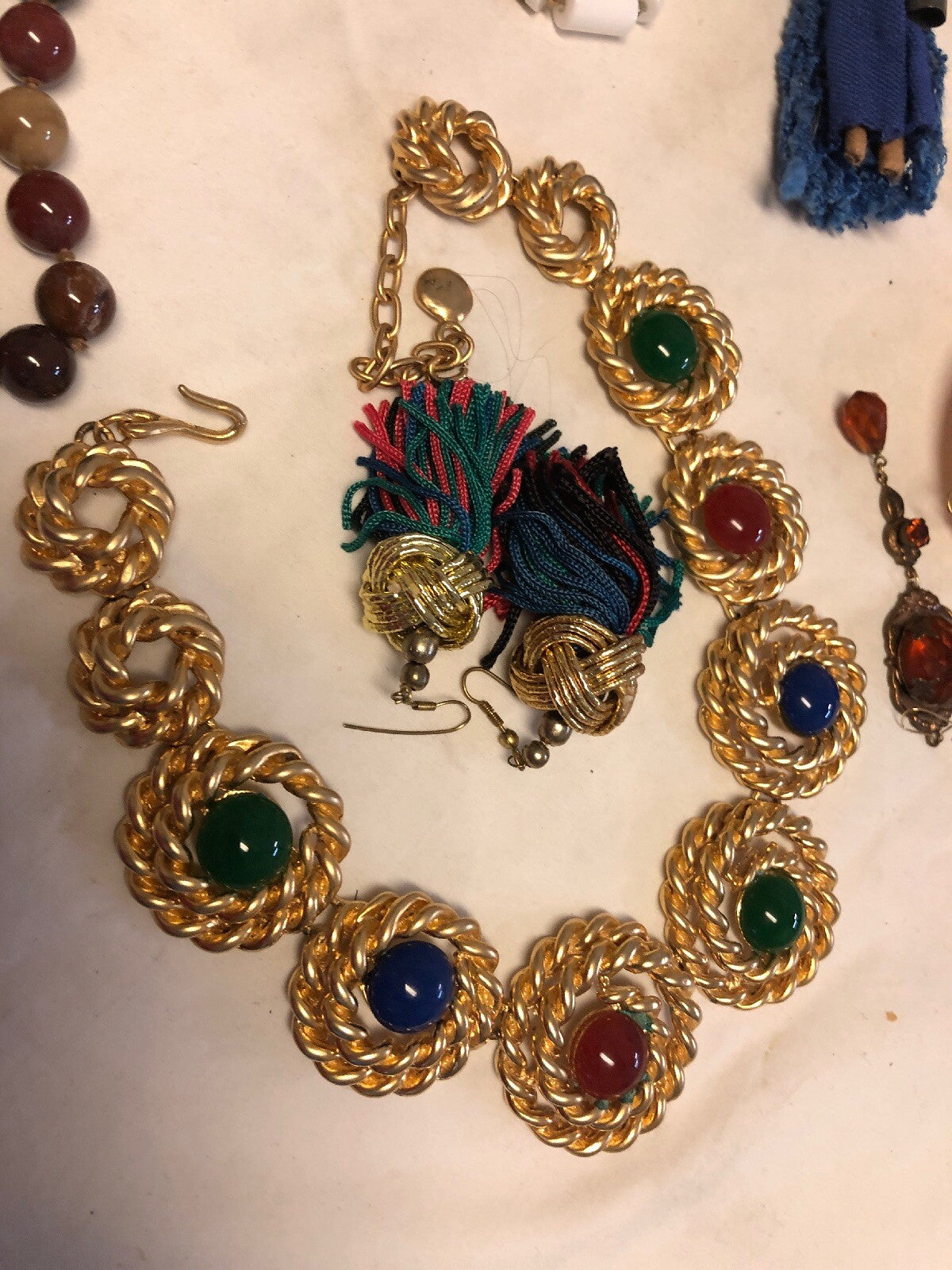Costume African Jewelry Lot Necklaces, Earrings, Clam Jewelry Holder, Pictures1