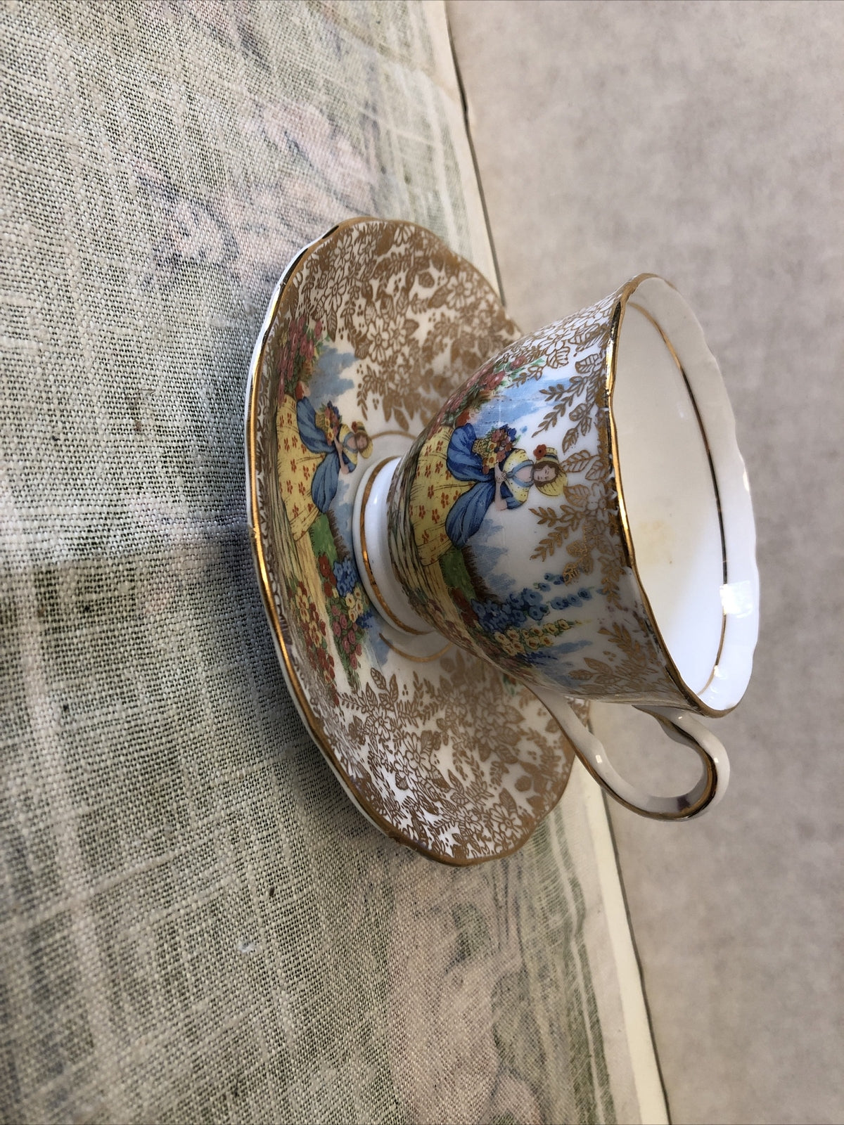COLCLOUGH Bone China Cup And Saucer Made In England0
