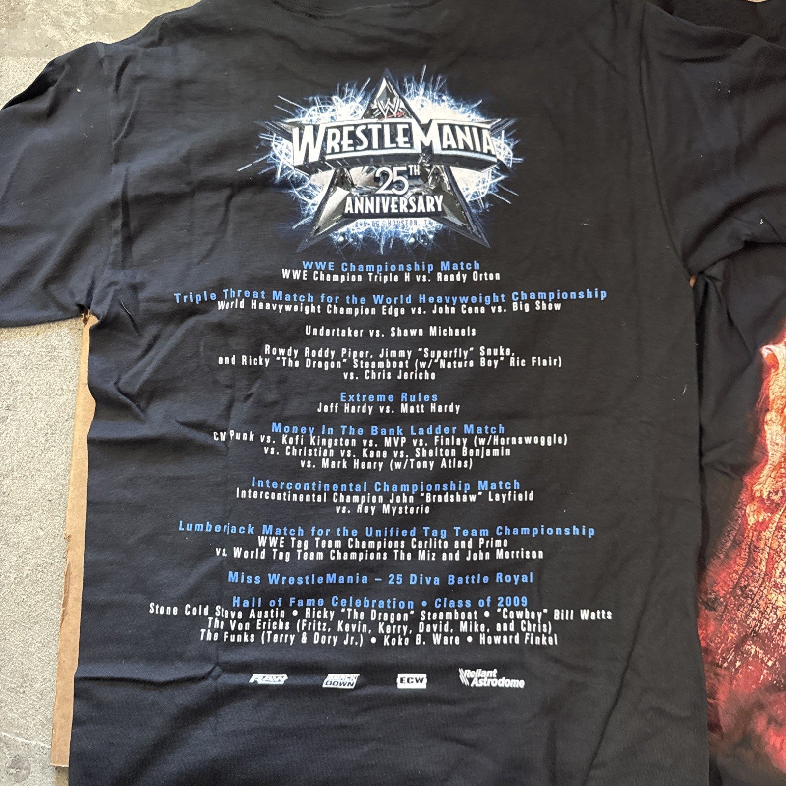 Lot of 2 WWE 2009  25th Anniversary Houston Texas & The Undertaker 20085