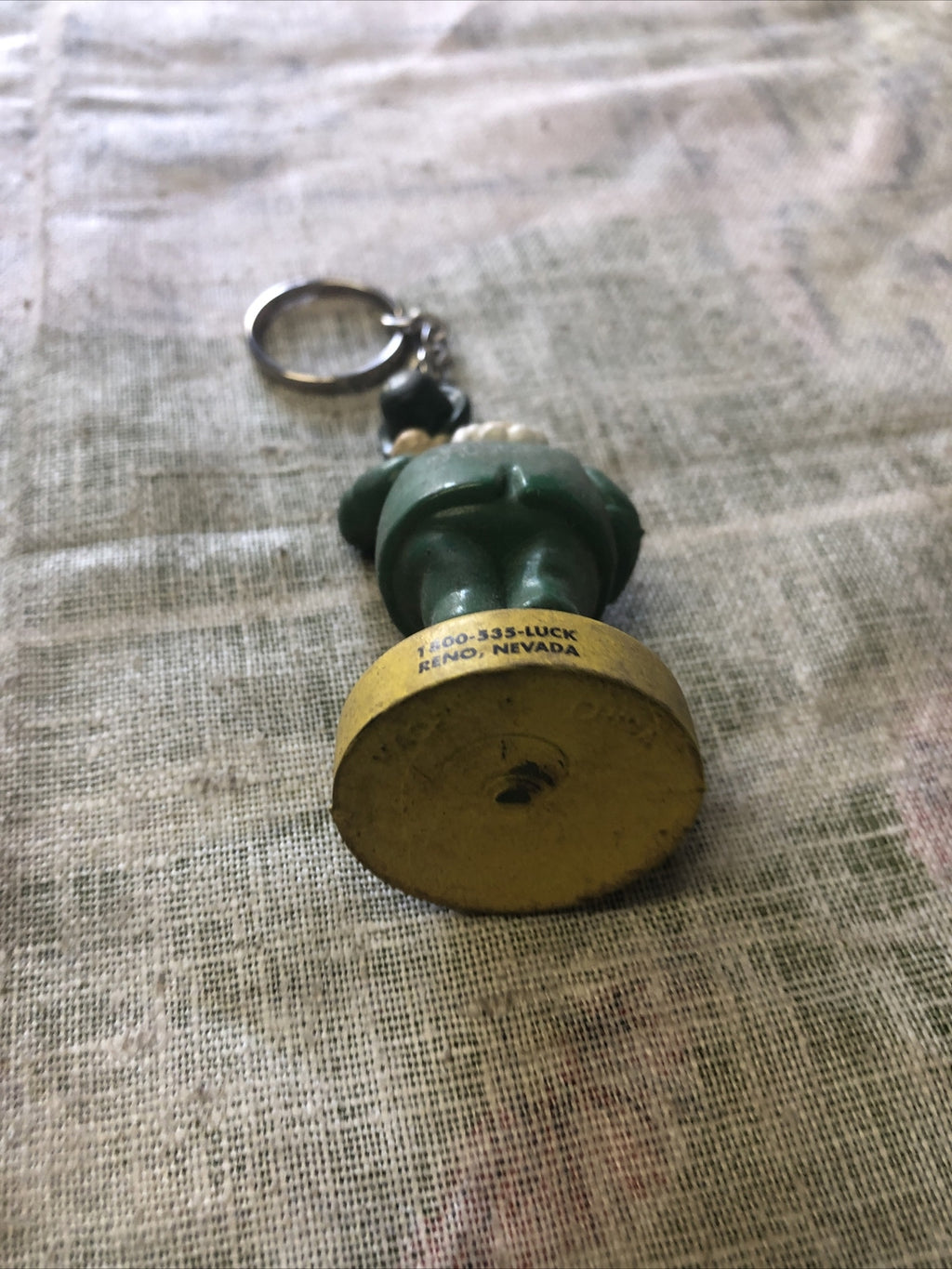 VINTAGE CASINO KEYCHAIN FITZGERALDS RENO, NEVADA MR. O'LUCKY LEPRECHAUN OBSOLETE2