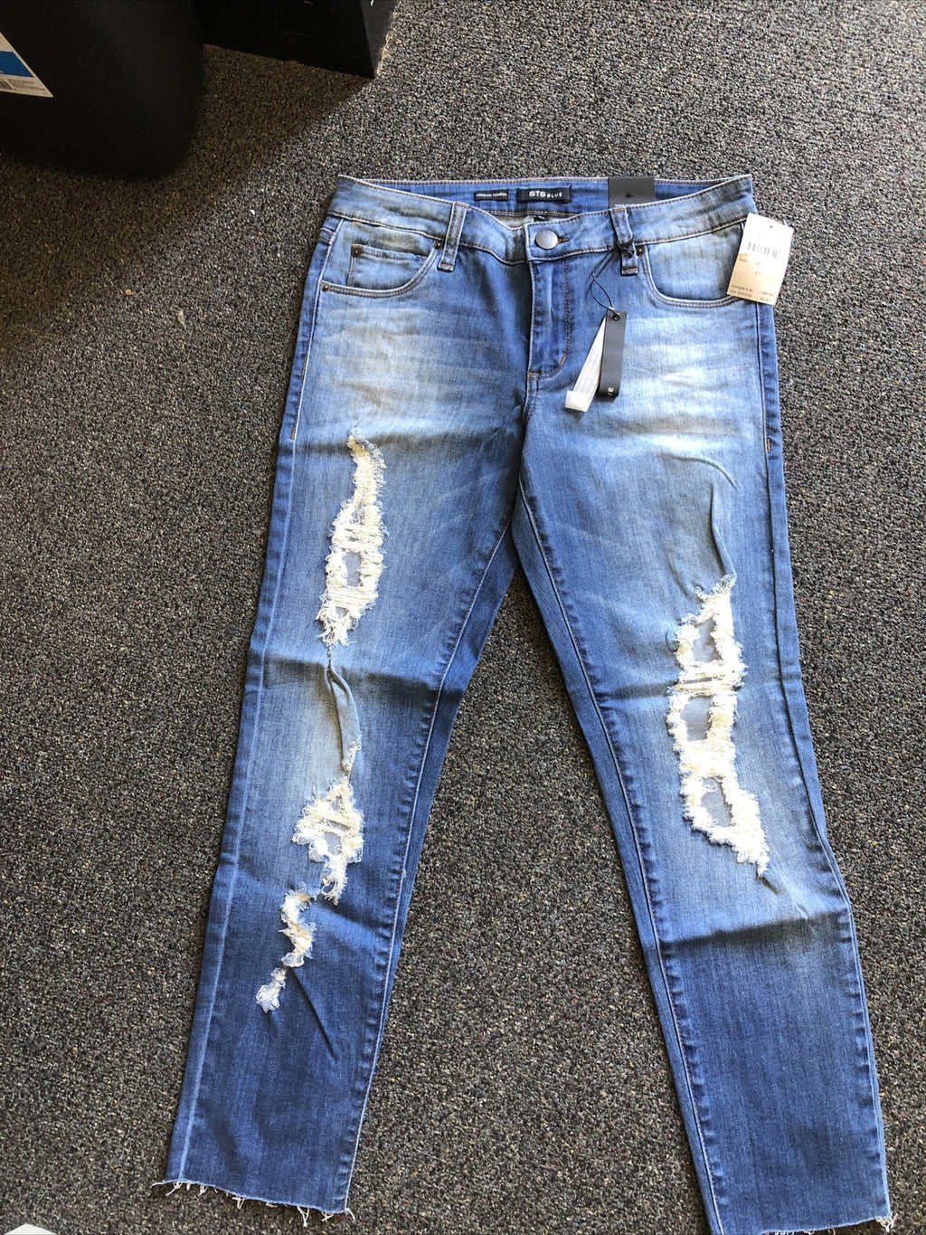 STS Blue Jeans Morgan Tomboy Women’s Size 27 NWT0