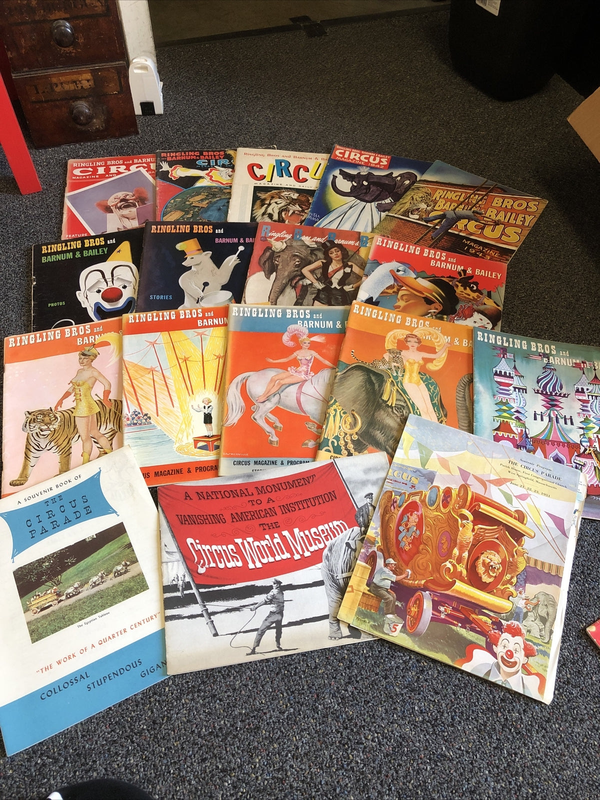 Lot Of 17 Ringling Bros. and Barnum & Bailey CIRCUS Magazine And Program0