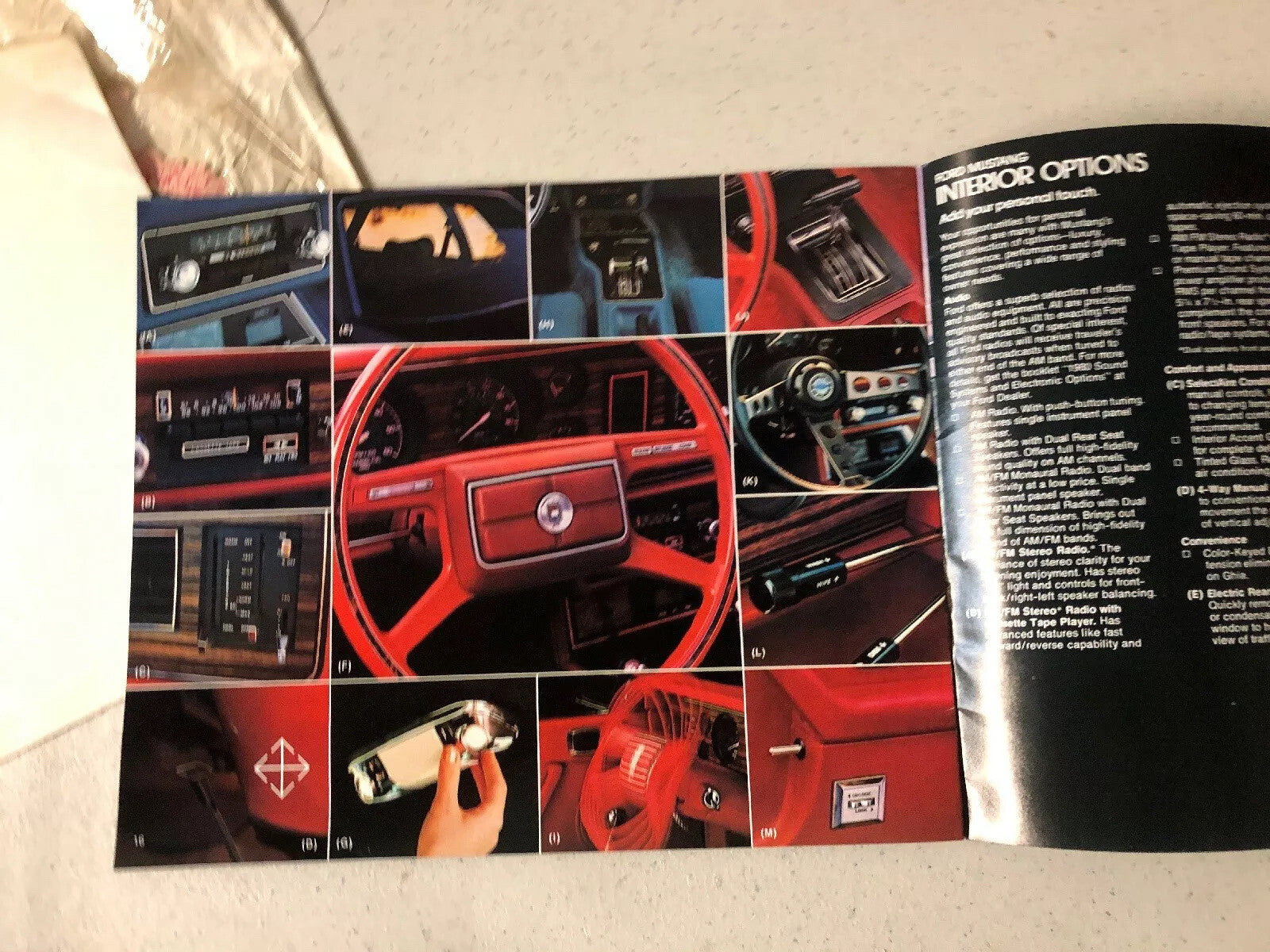 1980 FORD MUSTANG GALLERY DEALERSHIP PHOTO BOOK6