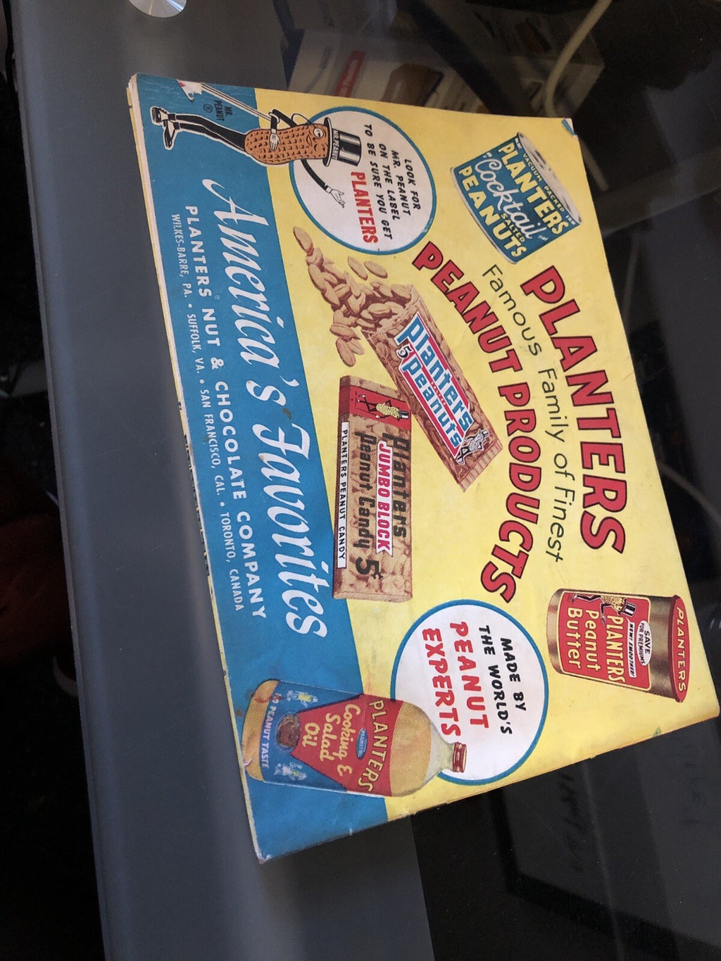 PLANTERS NUT & CHOCLATE CO.  "PRESIDENTS OF THE UNITED STATES OF AMERICA" BOOK1