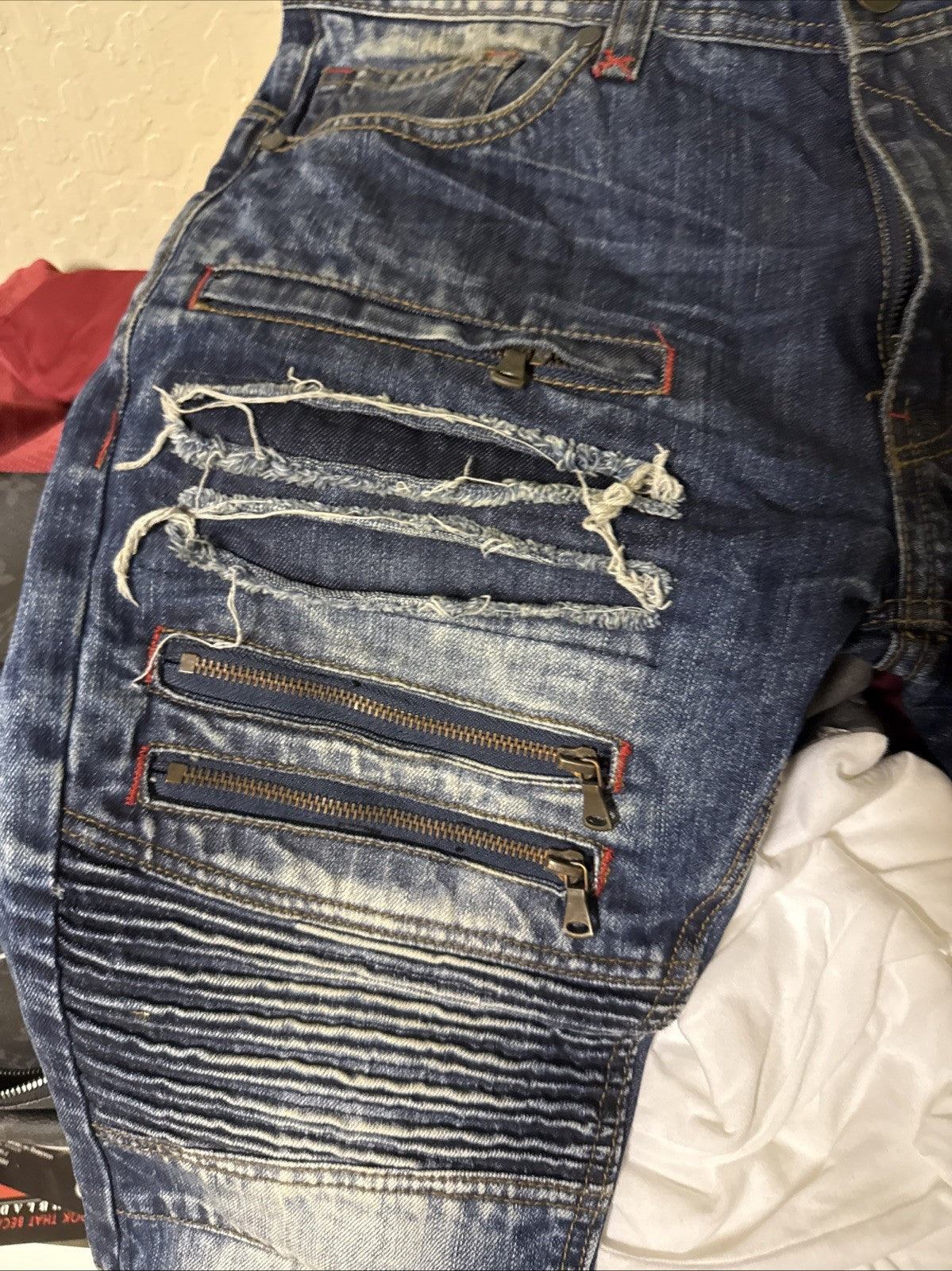 MAKOBI Jeans Mens 32x32  Blue Straight Distressed Light Wash Denim Street Pants2