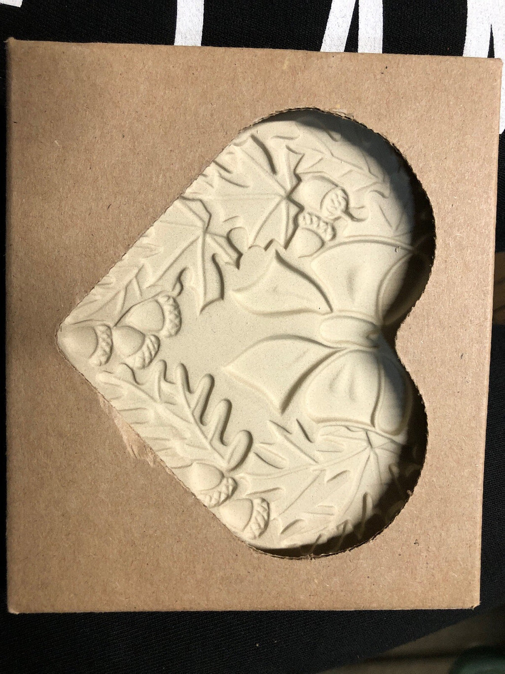 Pampered Chef Autumn Wreath Stoneware Cookie Mold #2927 20031