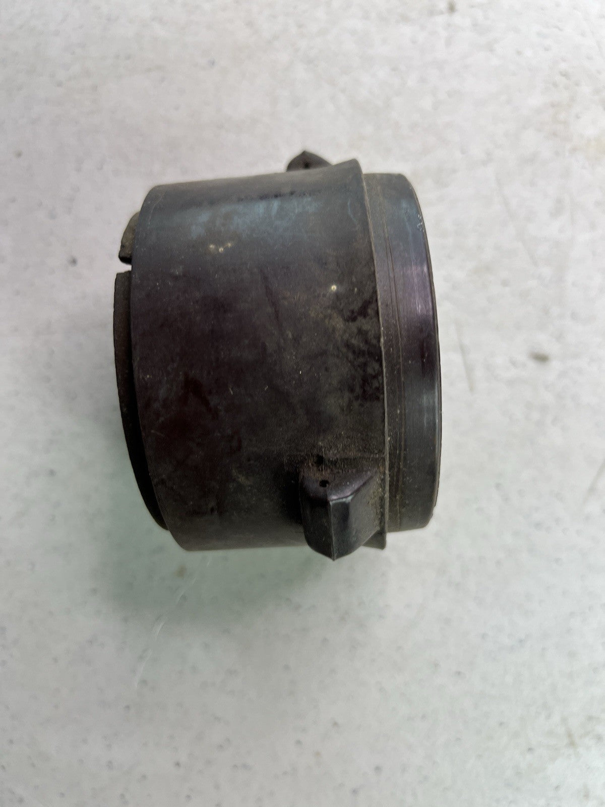 Vintage 8-Cylinder Bakelite Distributor Cap – Early Ignition Era Hot Rod Rat Rod3