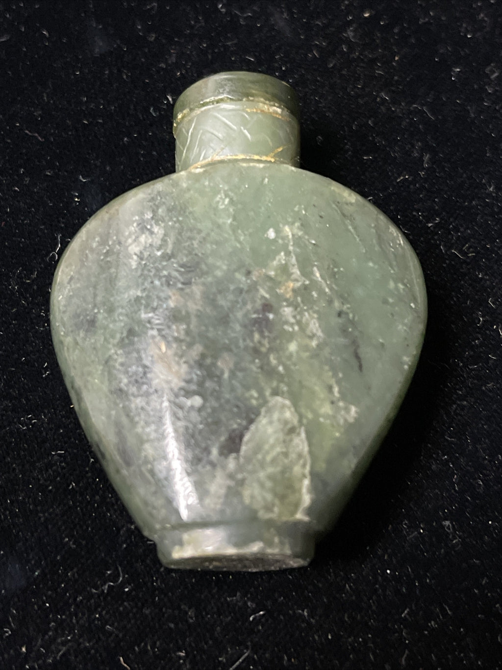 FINE ANTIQUE CHINESE painted JADE SNUFF BOTTLE w LID QING DYNASTY2