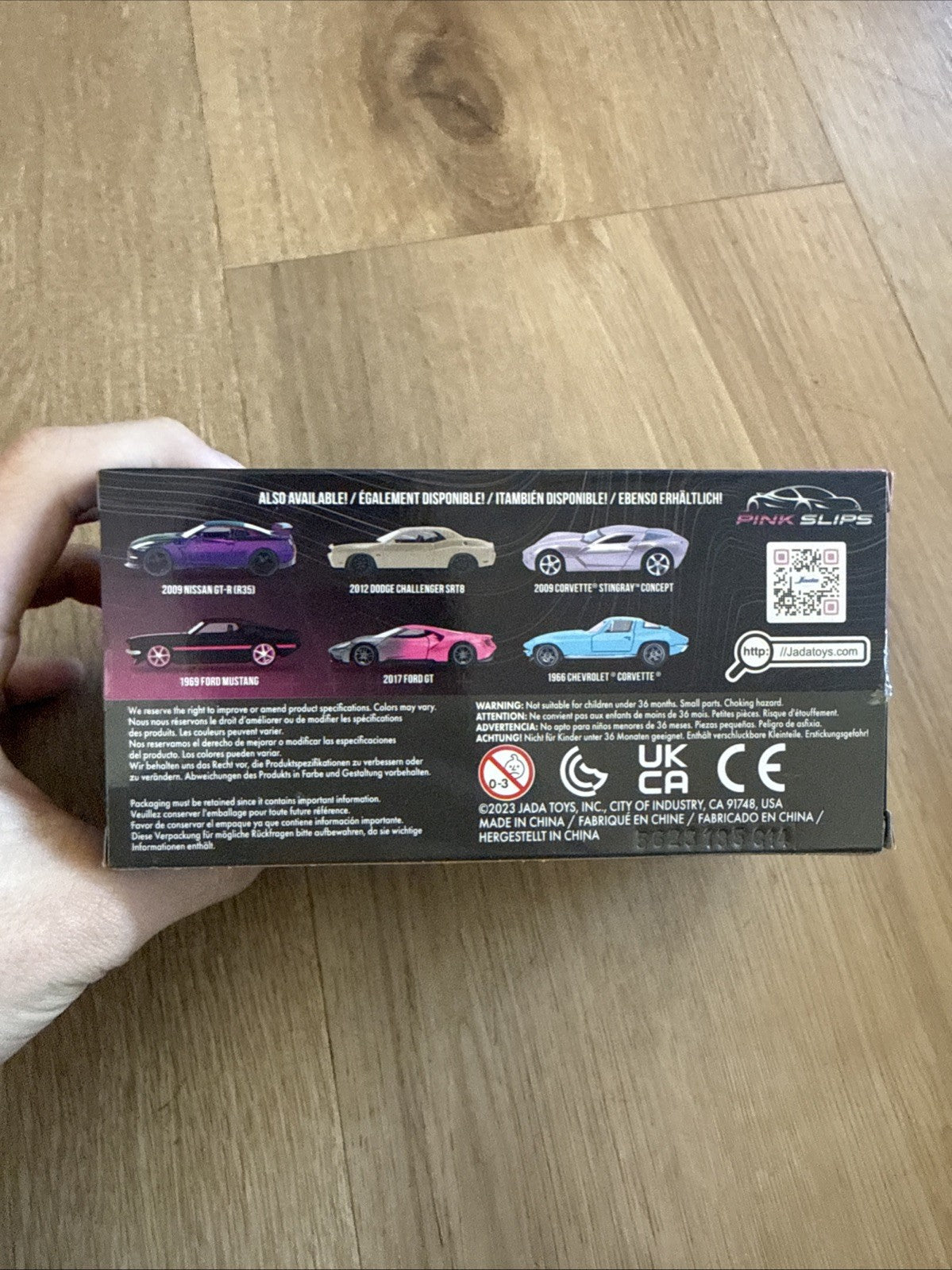 Pink Slips 2012 Dodge Challenger SRT8 Metallic Gold Diecast 1:64 Scale Jada4