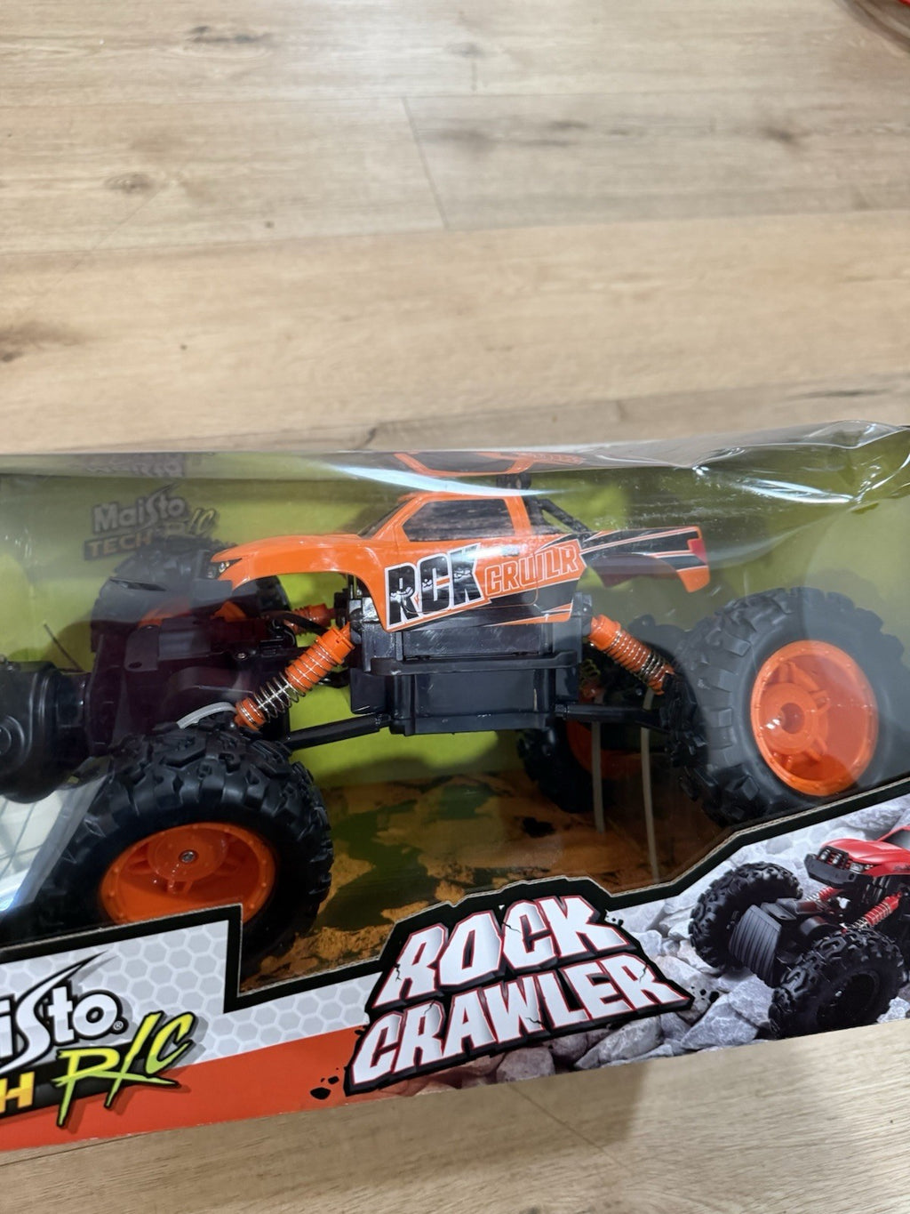  Maisto Tech R/C Rock Crawler Off-Road Series RC Truck 4x4 Full Function NEW1