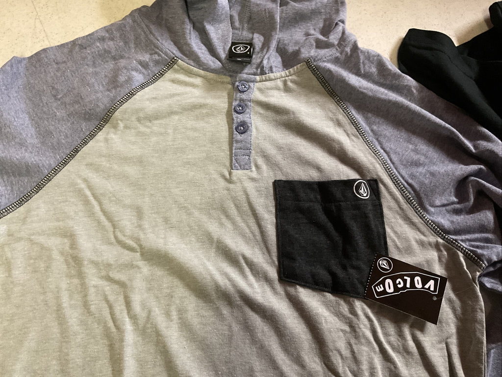 Volcom Men’s Lot Of 2 Size Small5