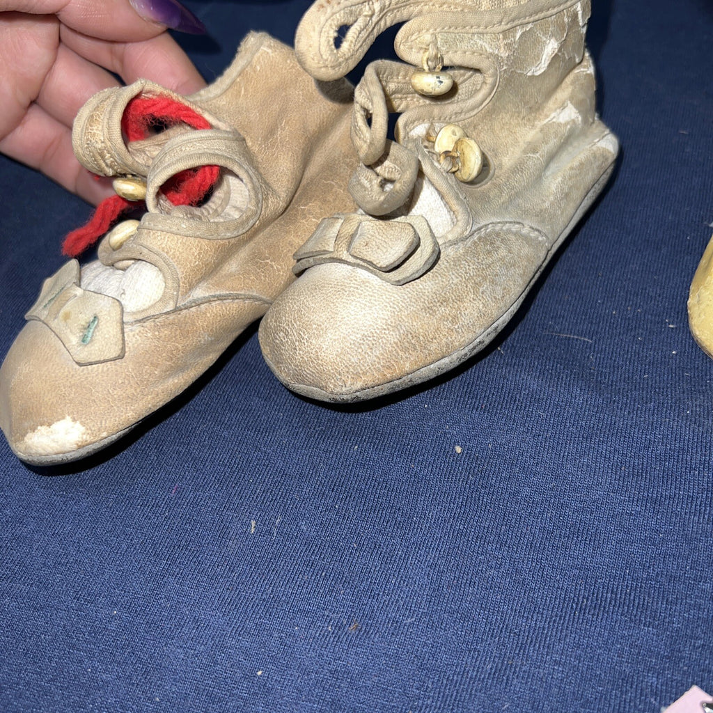 Lot of Antique Vintage Shoes And Shoe Parts / Accessories/ Socks6