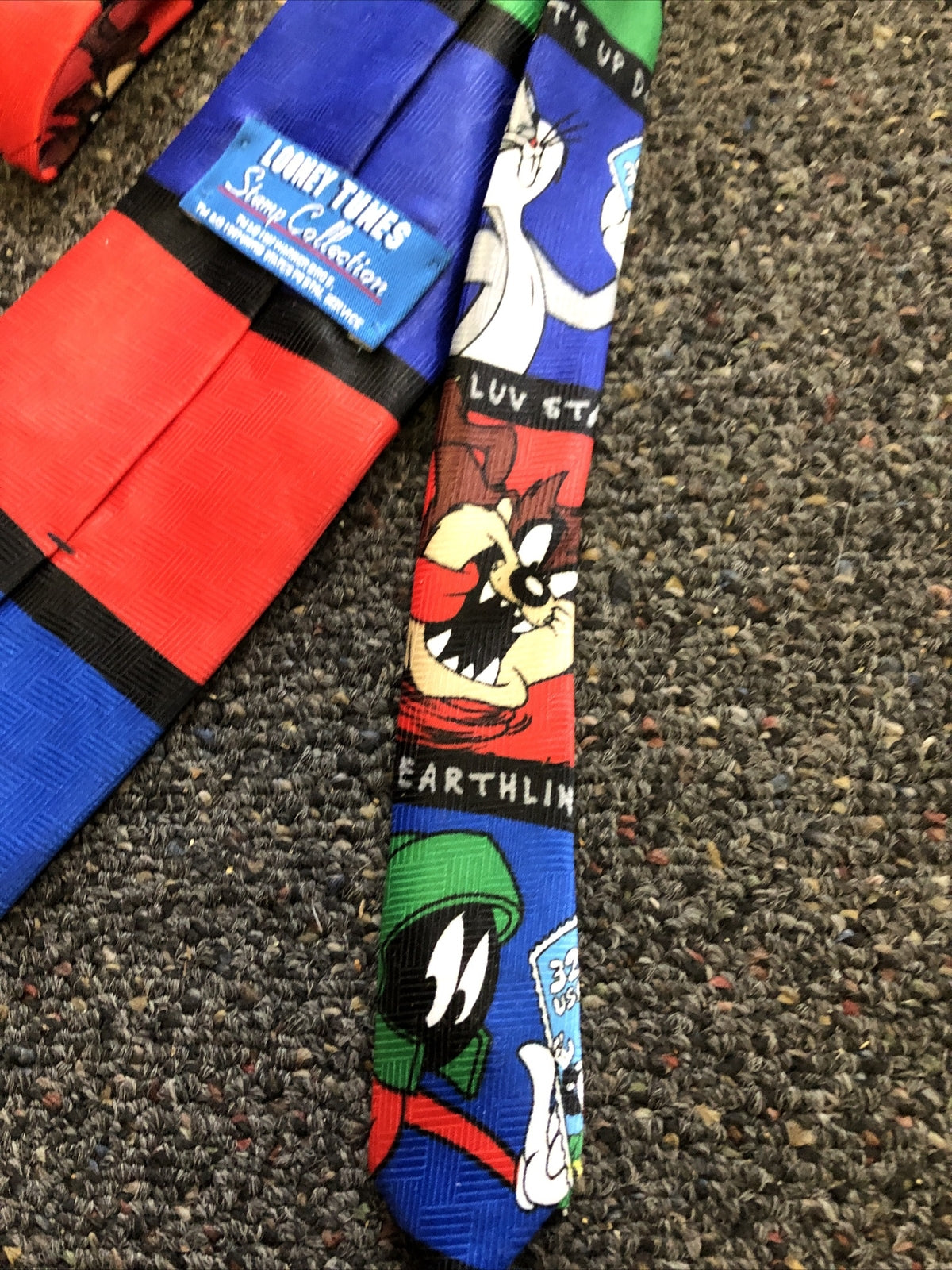 Vintage 1997 Looney Tunes Stamp Collection Mens Necktie Bugs Bunny Disney2