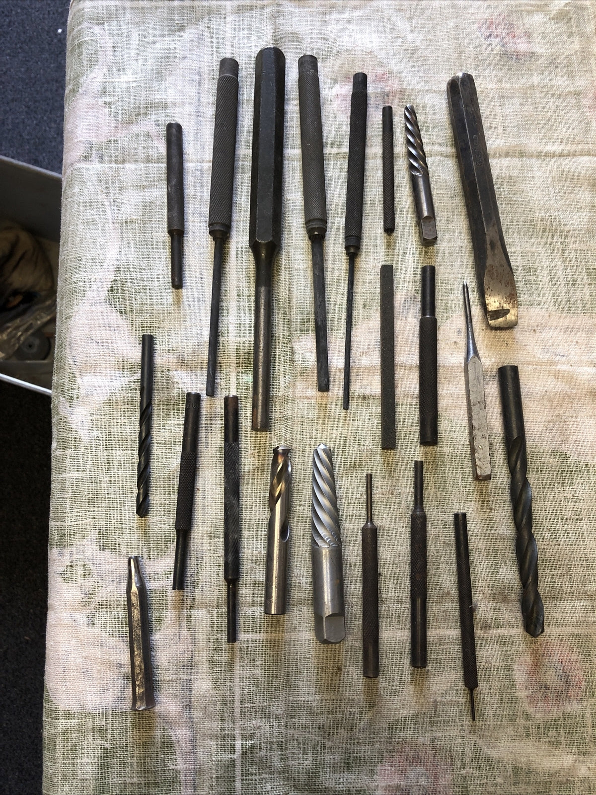 Vintage Mixed Lot Of 21 Tools Hargrave Threadit Etc. Drill Bits0