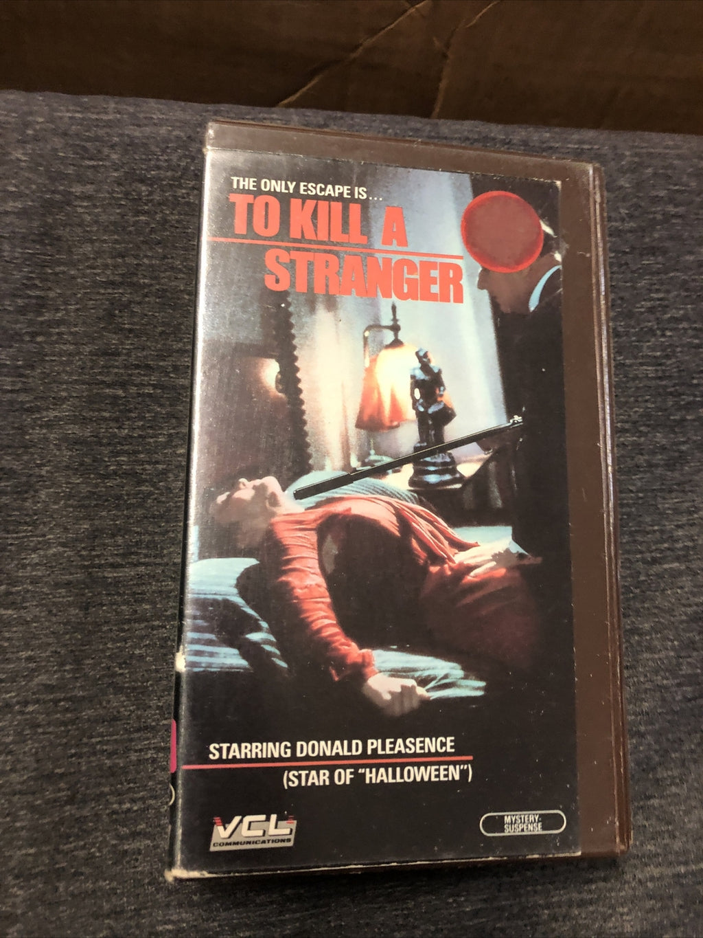 Thriller TO KILL A STRANGER VHS HORROR RARE *CUT BOX* Cult Classic0