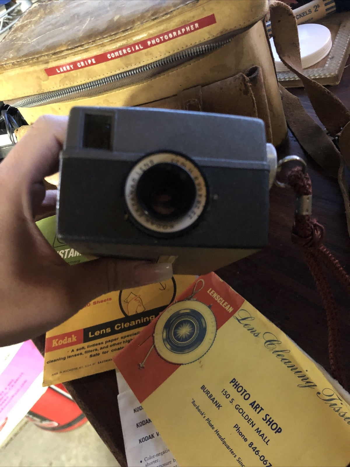 VINTAGE 1960s KODAK INSTAMATIC M2 MOVIE CAMERA WITH CARRY CASE AND MOVIE LIGHT2