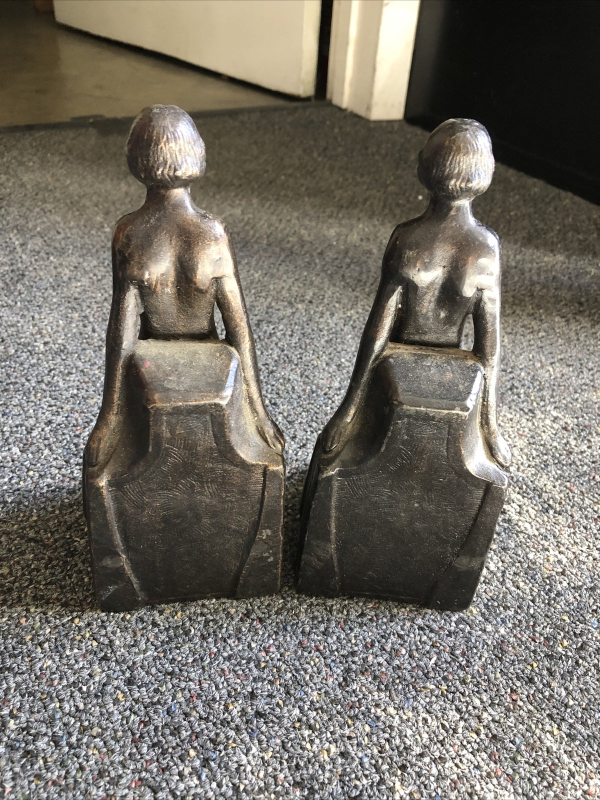 2 Design Toscano Nude Female Sculptures 9”x4” Bronze5