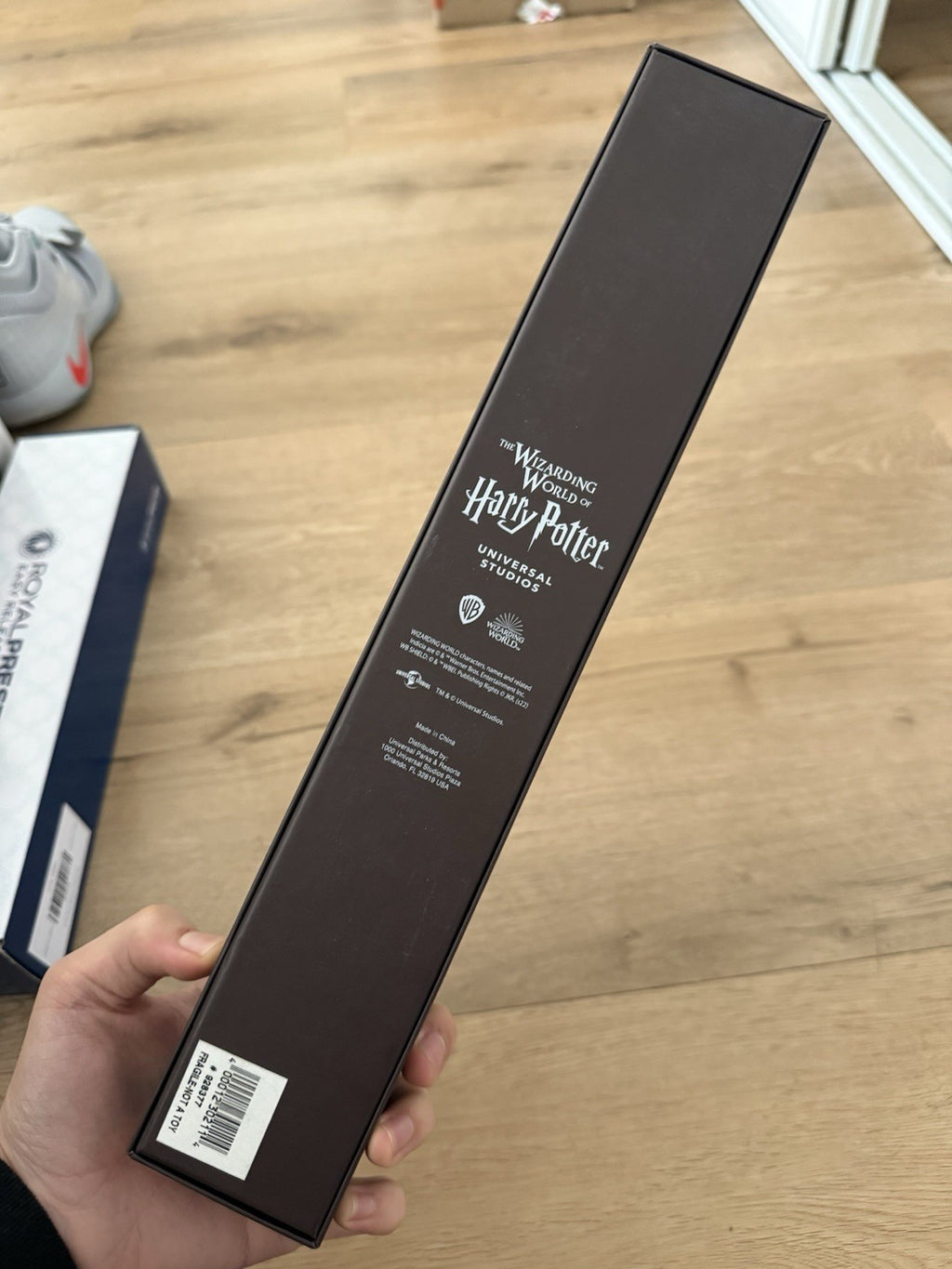 Harry Potter Wand Universal Studios Ollivianders Authentic 14”5