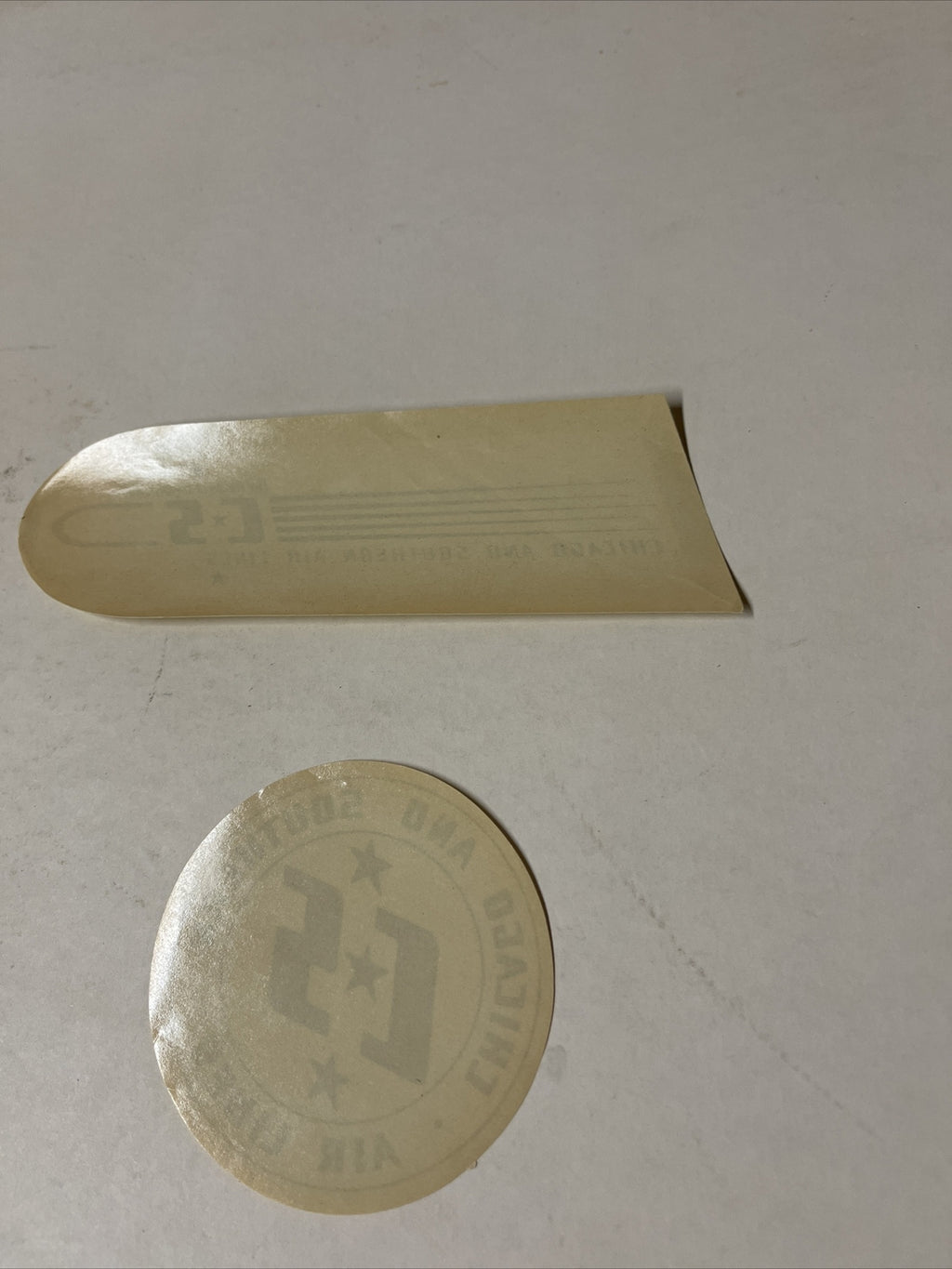 2 Chicago & Southern Airline 1940s ORIGINAL Luggage Baggage Tag Label Sticker1