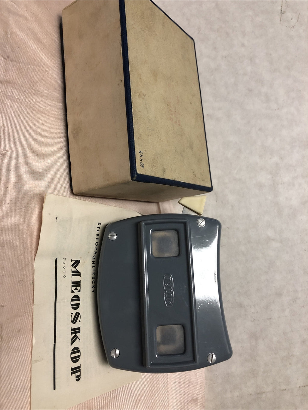 Meopta Meoskop Grey Plastic view-master Stereo Viewer View-Finder W Original Box0