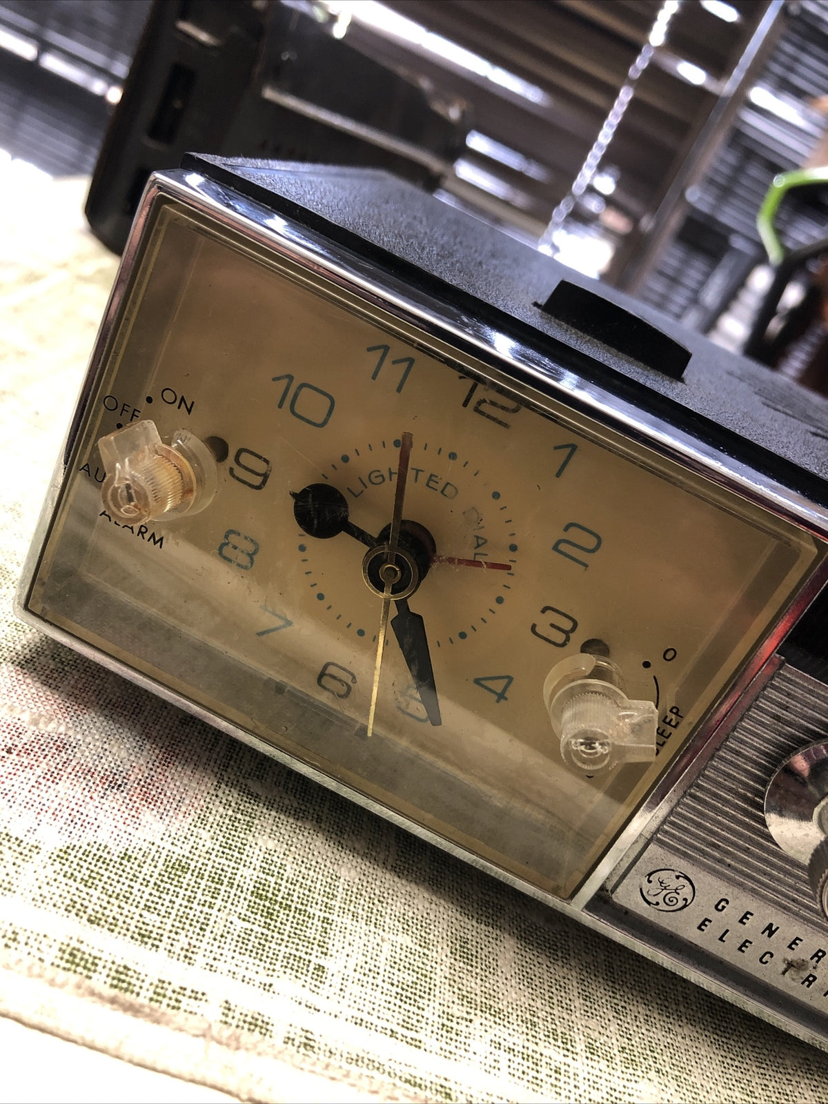 Vintage General Electric Transistor Radio WORKS5
