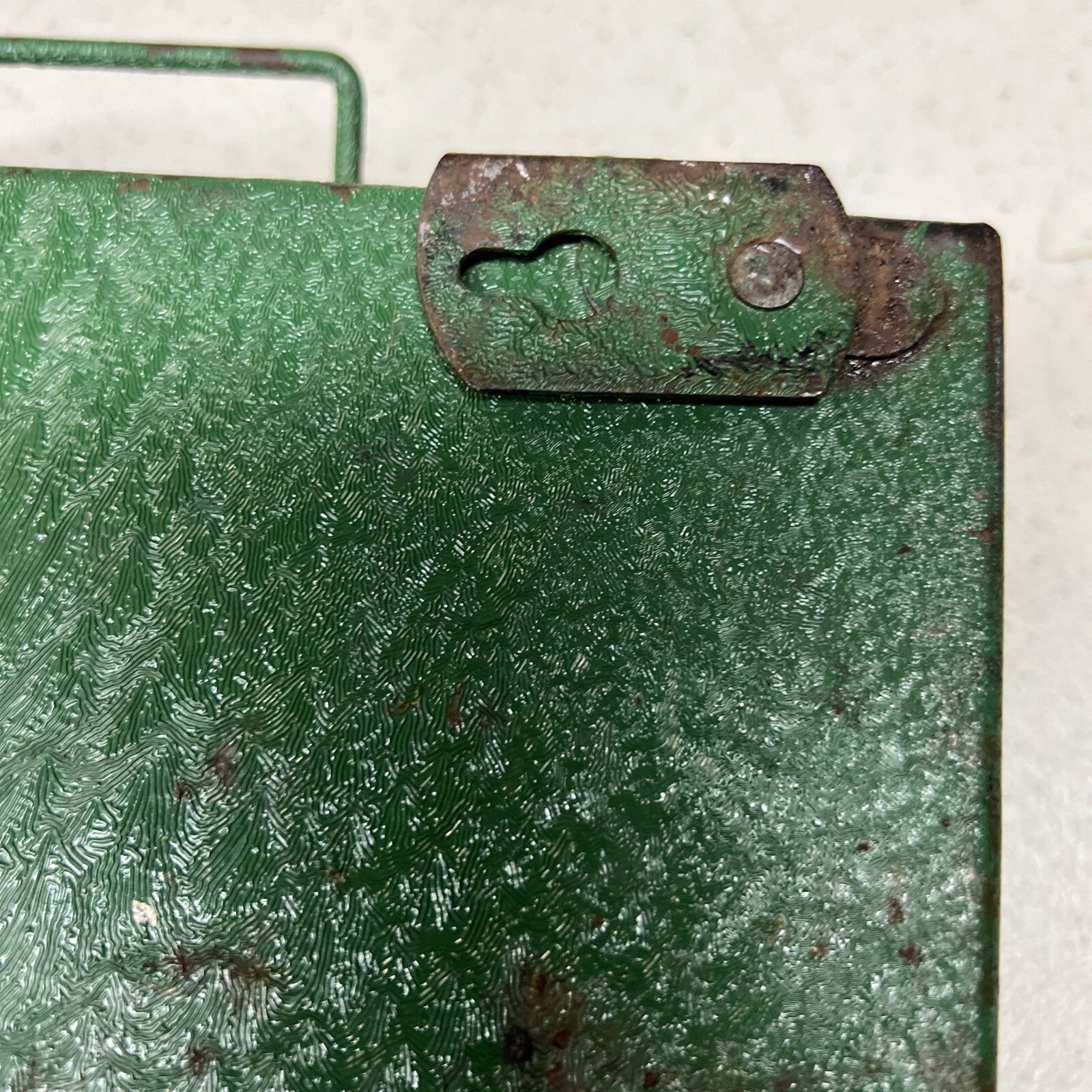 Vintage LadE.D. Bullard & Co. First Aid Original green Metal Box NO CONTENTS6
