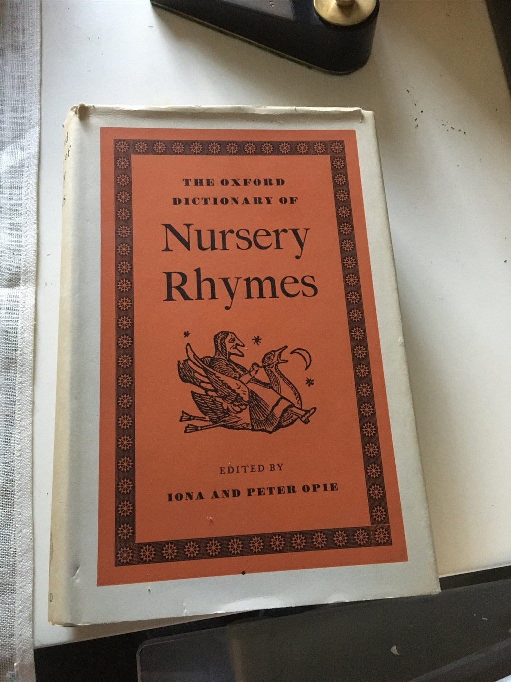 Vintage Peter Opie / THE OXFORD DICTIONARY OF NURSERY RHYMES0