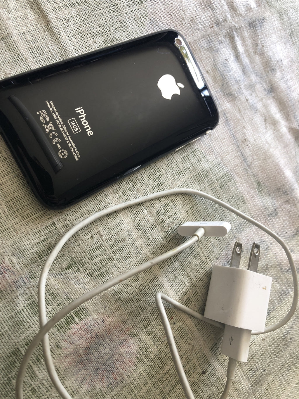 Apple iPhone Mini 16GB Model No A1303 PARTS ONLY Works But Super Dim Screen3