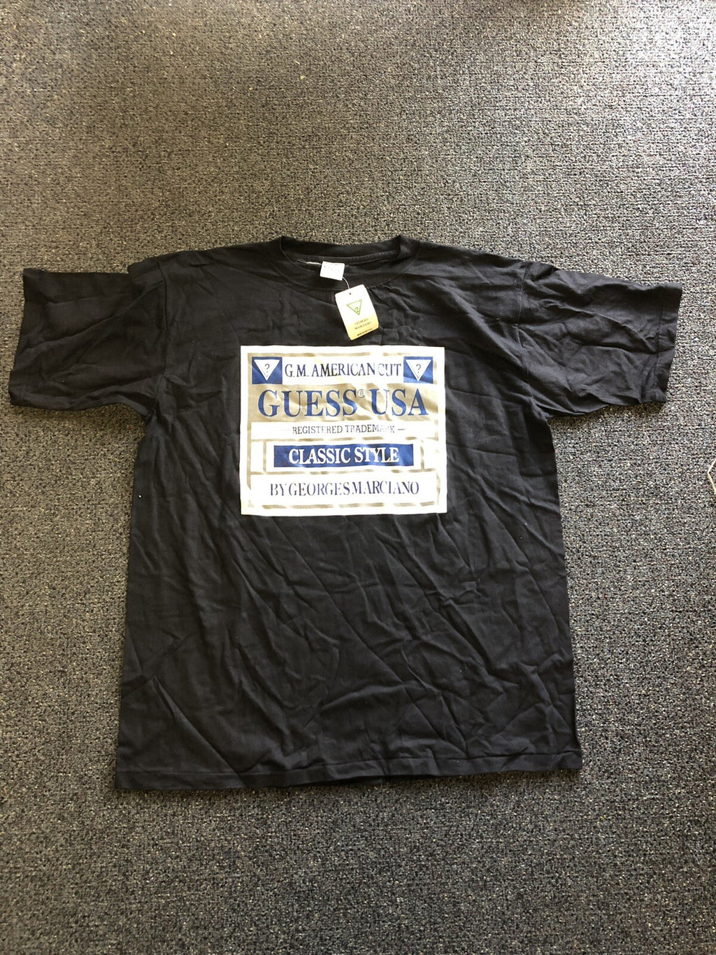 NOS 1990s Guess USA Big Logo Text T-shirt Georges Marciano NWT0
