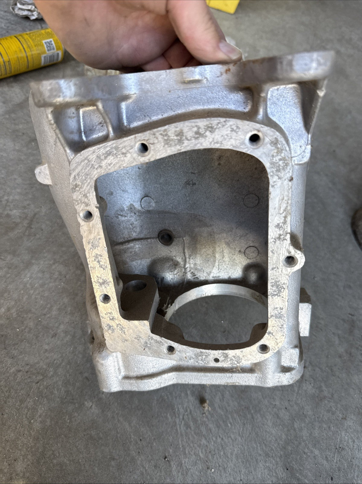 3851325 General Motors GM Muncie Main Case3