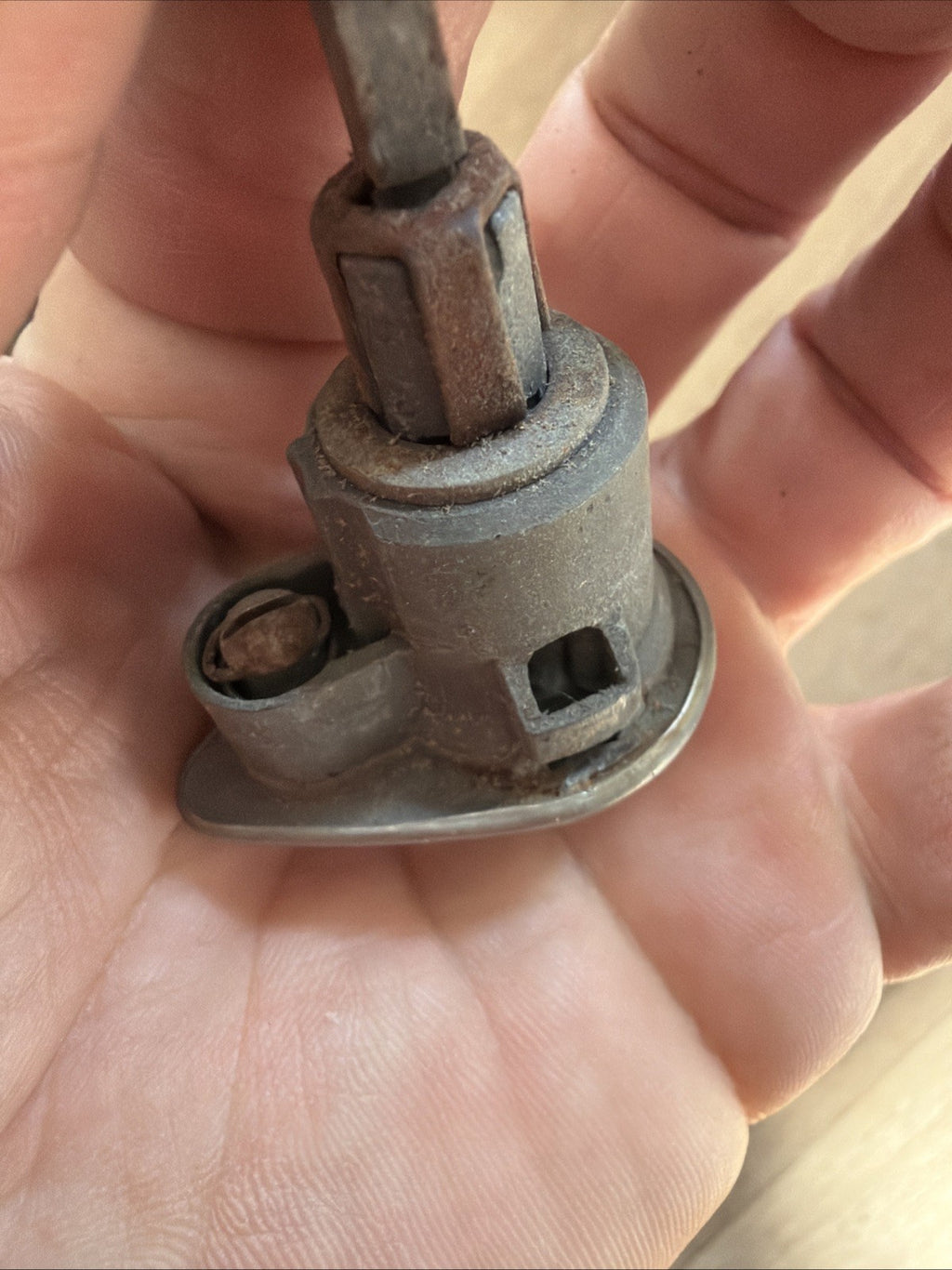 1941 1942 1946 1947 1948 CHEVROLET CAR EXTERIOR DOOR CYLINDERS Lock3