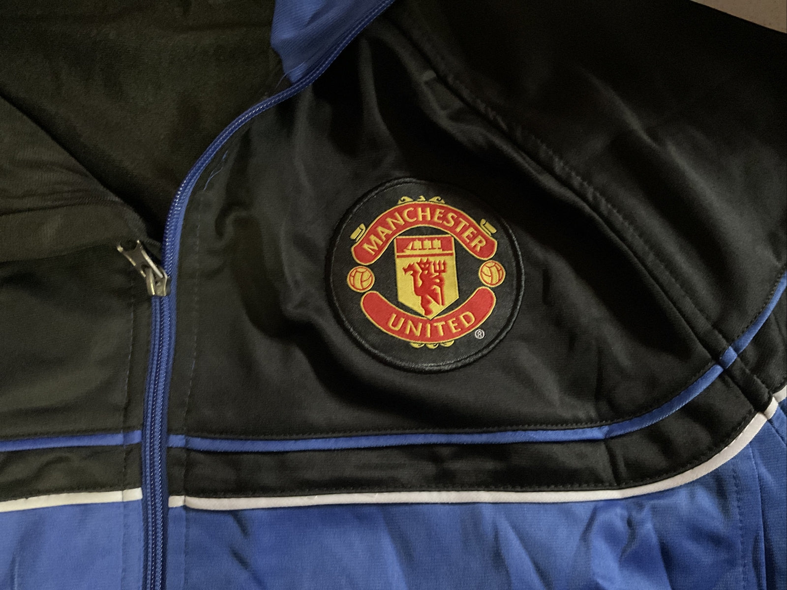 Manchester United Jacket Size Large1