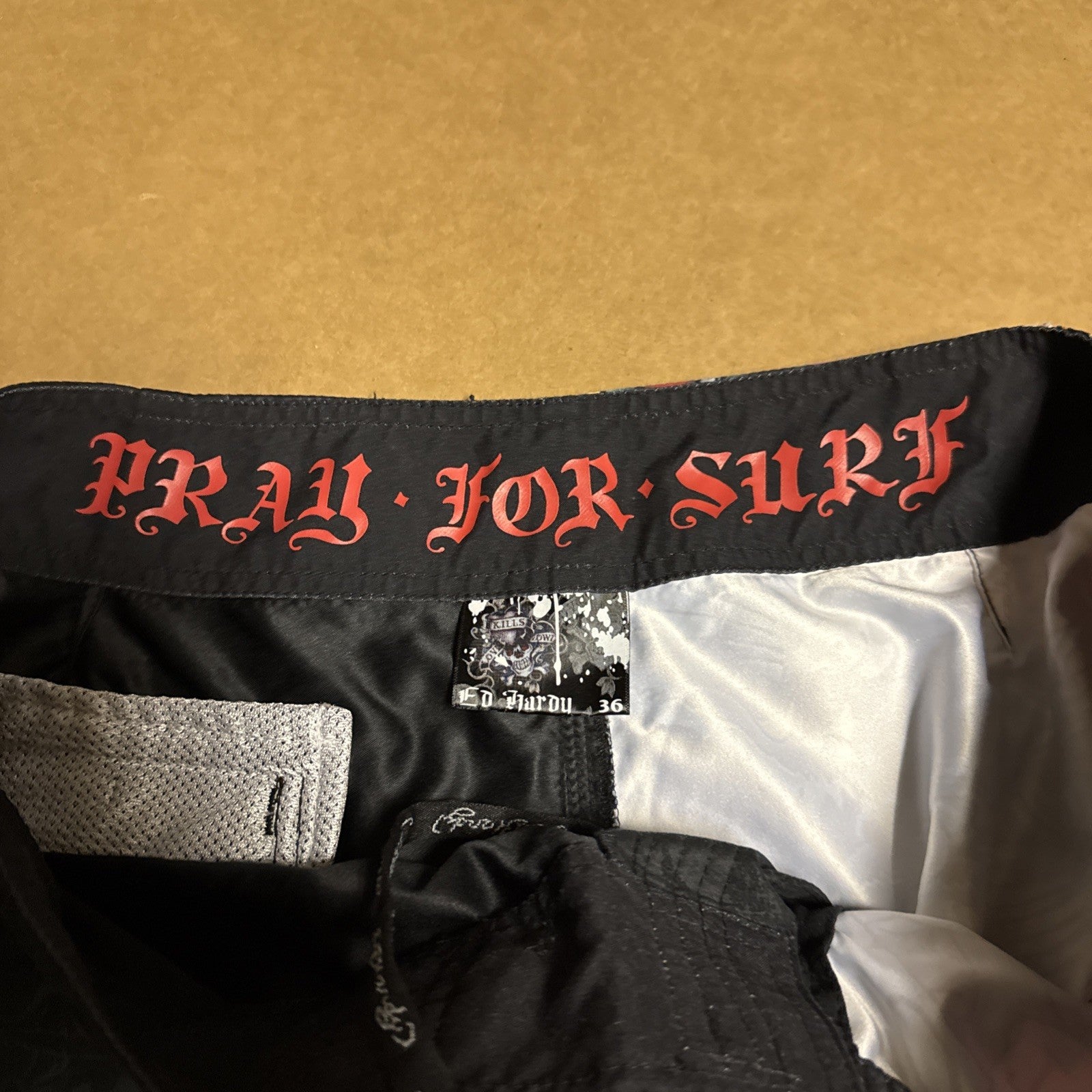 Ed Hardy Board Shorts Adult 36 Pray For Surf Swim Trunks Skull Rose Tiger Mens2