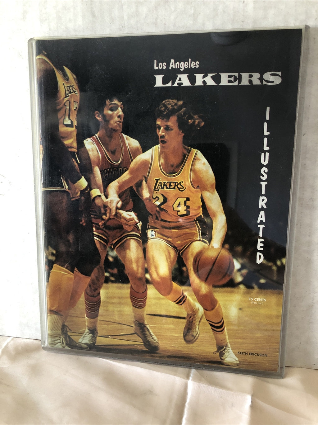 Vintage 1970 Sports Illustrated Los Angeles Lakers Keith Erickson0
