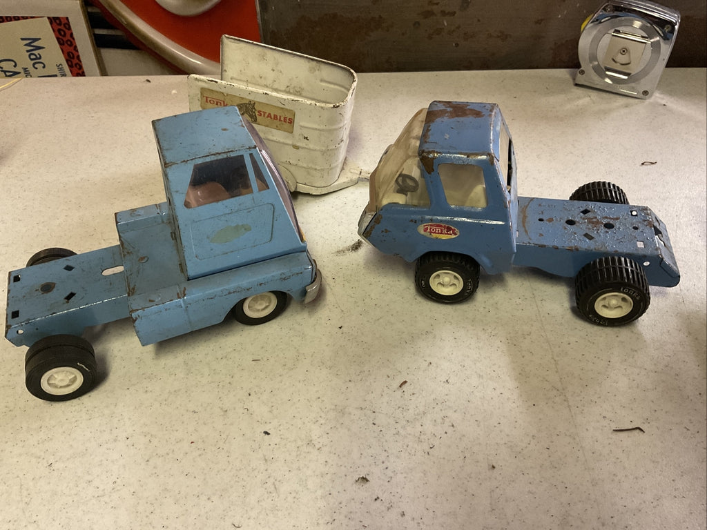 Vintage tonka trucks for Parts and Restore 1960’s Lot Of 58