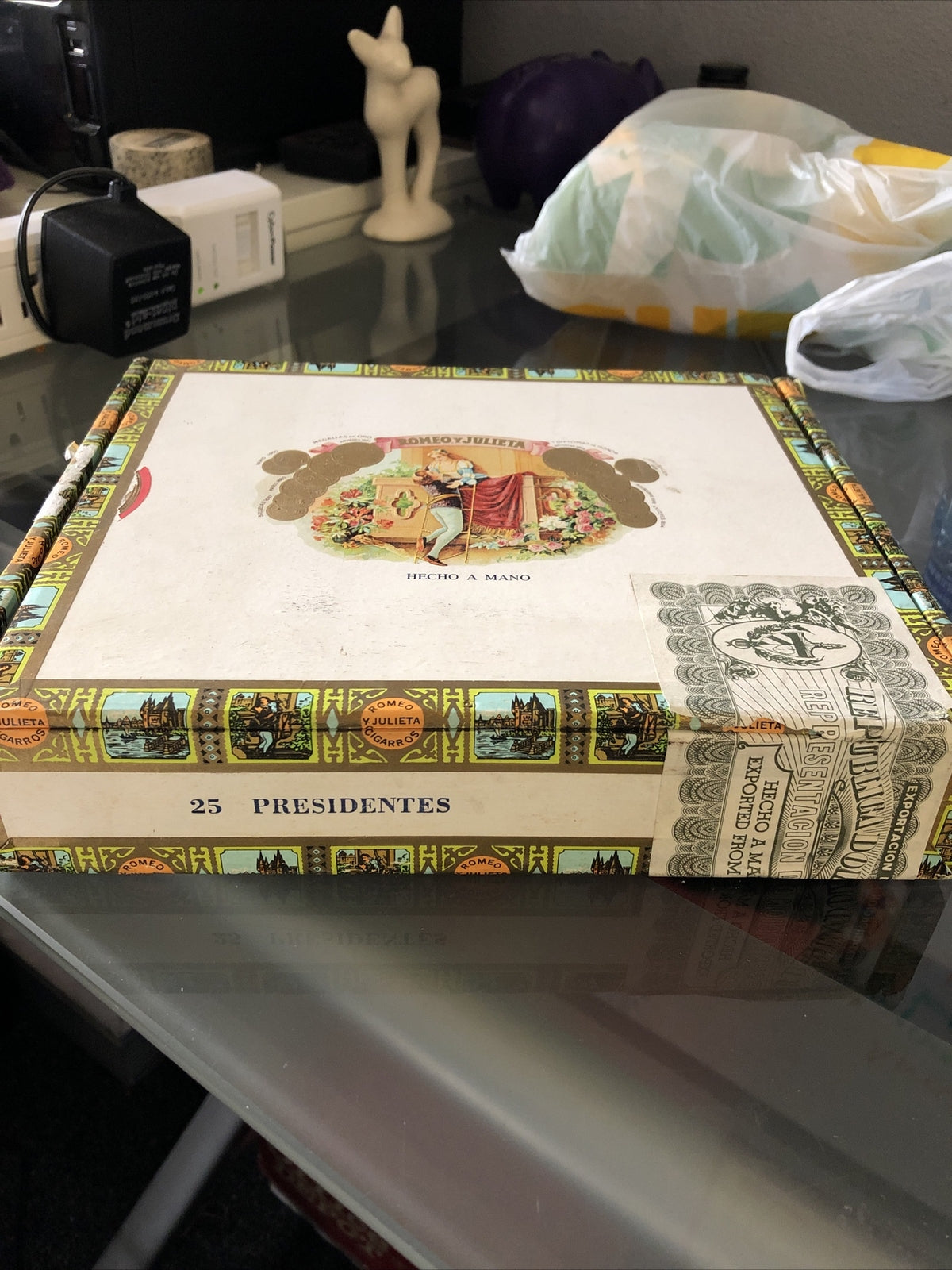 Wooden Romeo y Julieta Cigar Box Filled With 100+ Match Books2