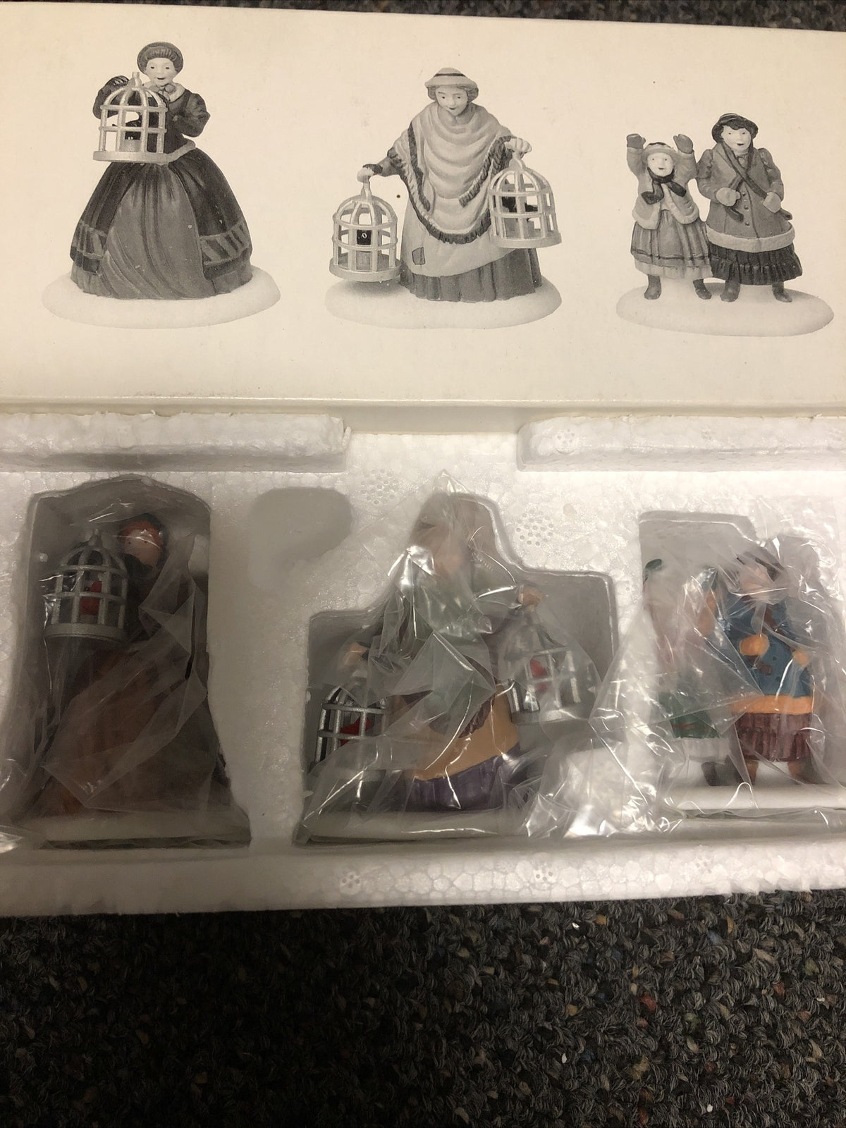 DEPARTMENT 56 HERITAGE VILLAGE SERIES THE BIRD SELLER #5803-31