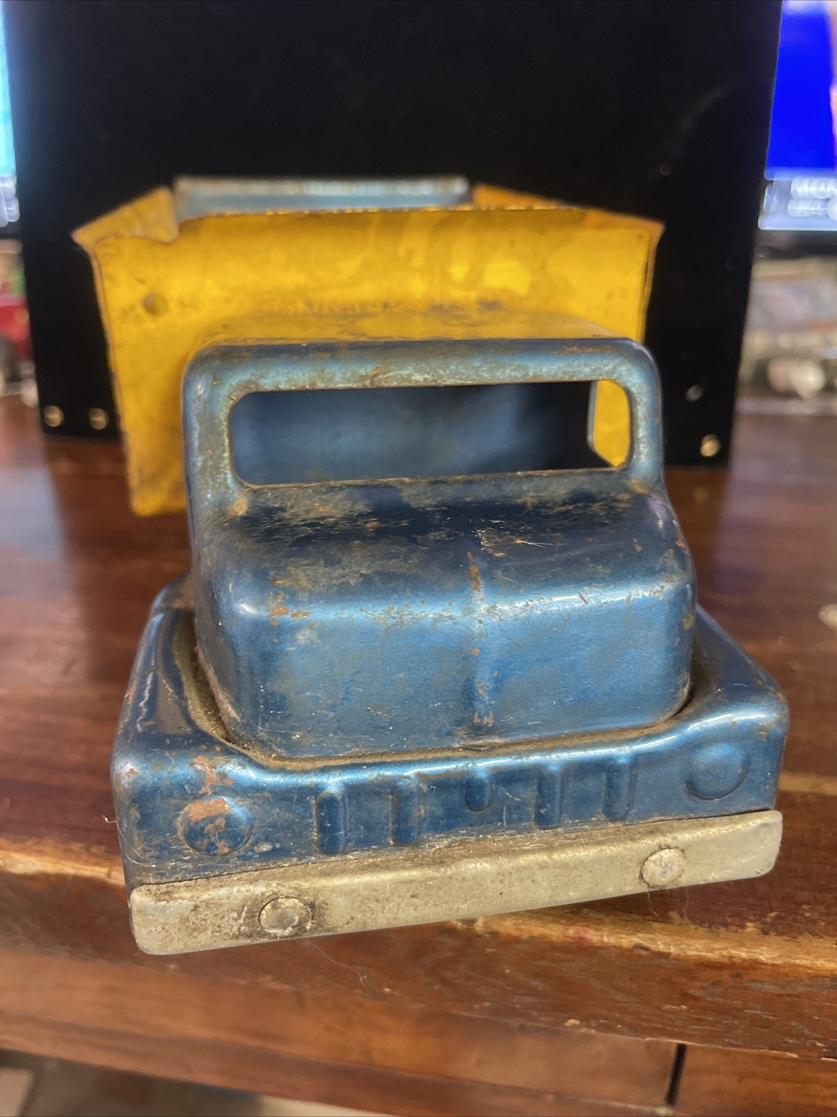1950'S STRUCTO HIGH LIFT DUMP TRUCK Pressed Steel4