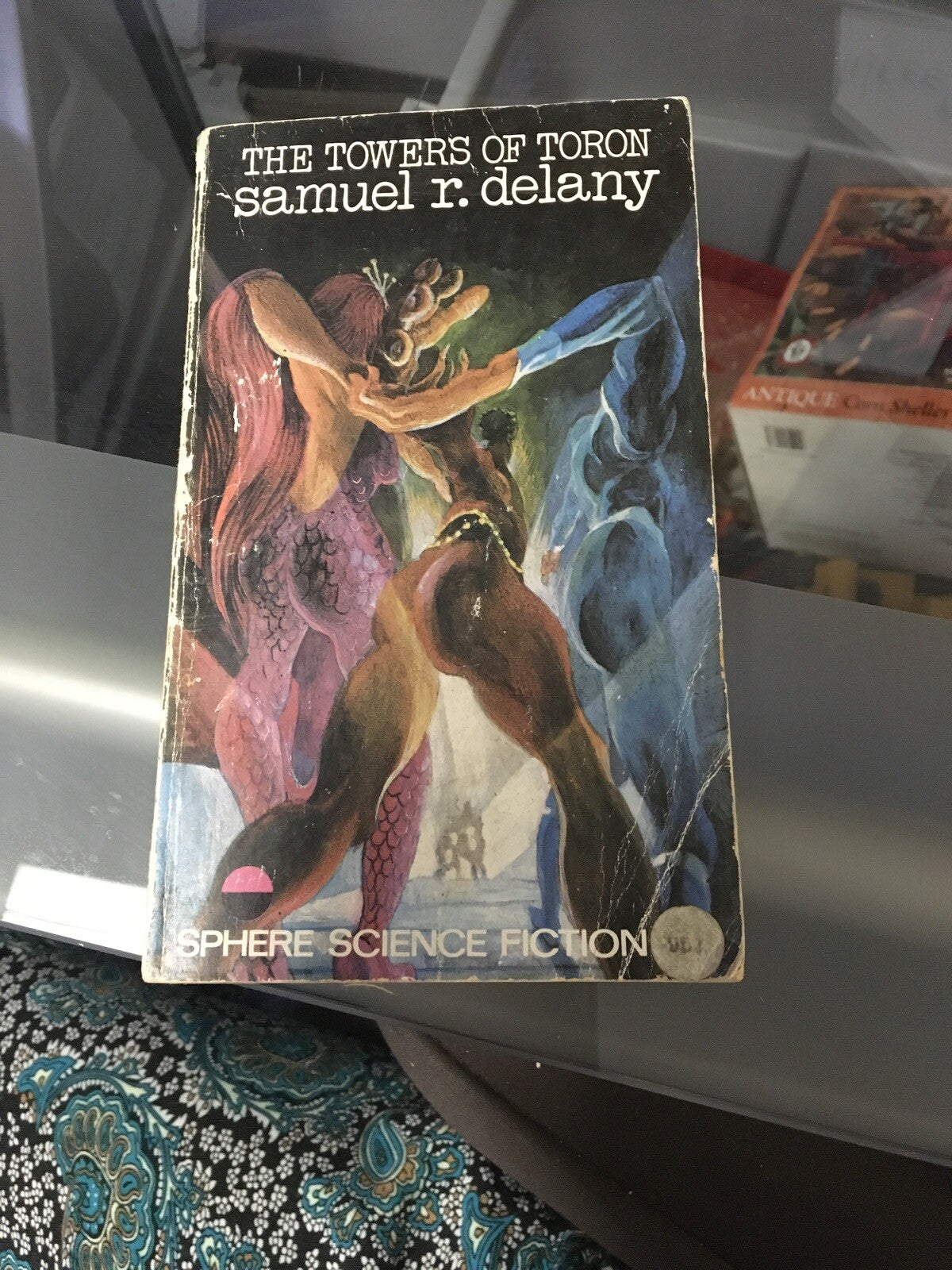 THE TOWERS OF TORON  /  THE LUNAR EYE  1964   ACE DOUBLE SCIENCE FICTION CLASSIC0