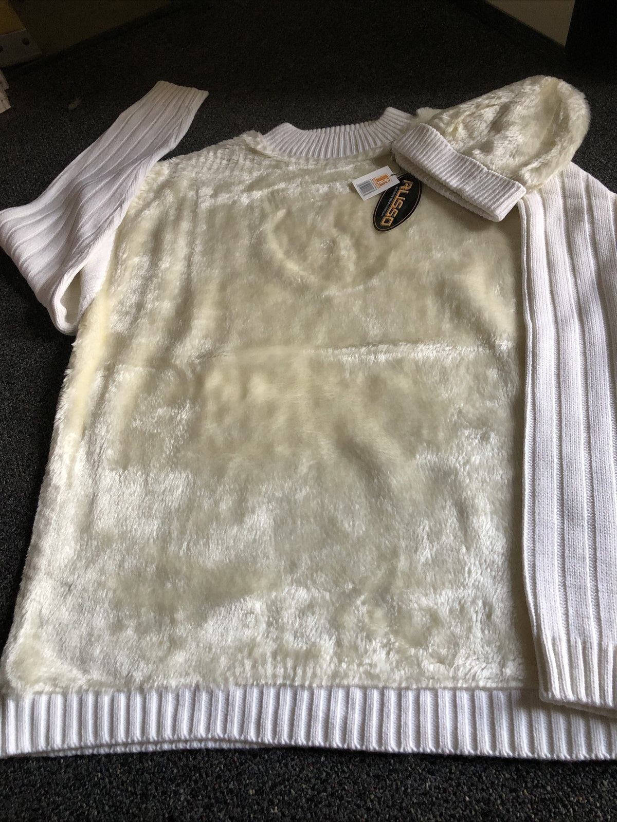 Vintage 90’s NOS Russo Wear Sweater With Matching Beanie NWT Size 2XL0